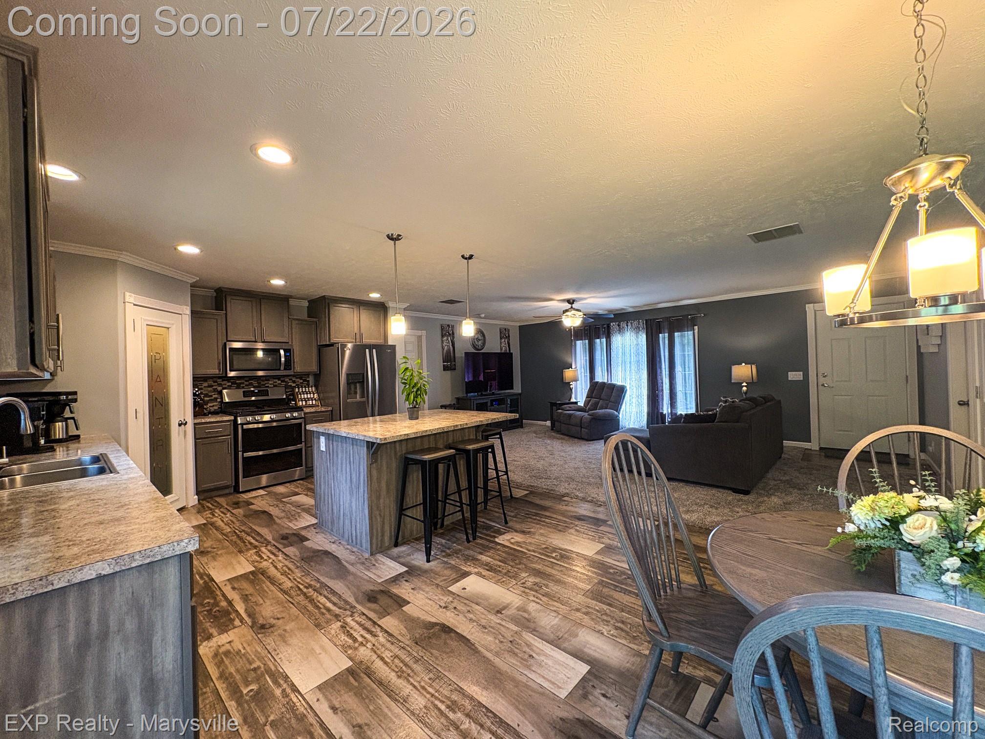 2601 Beach Road
