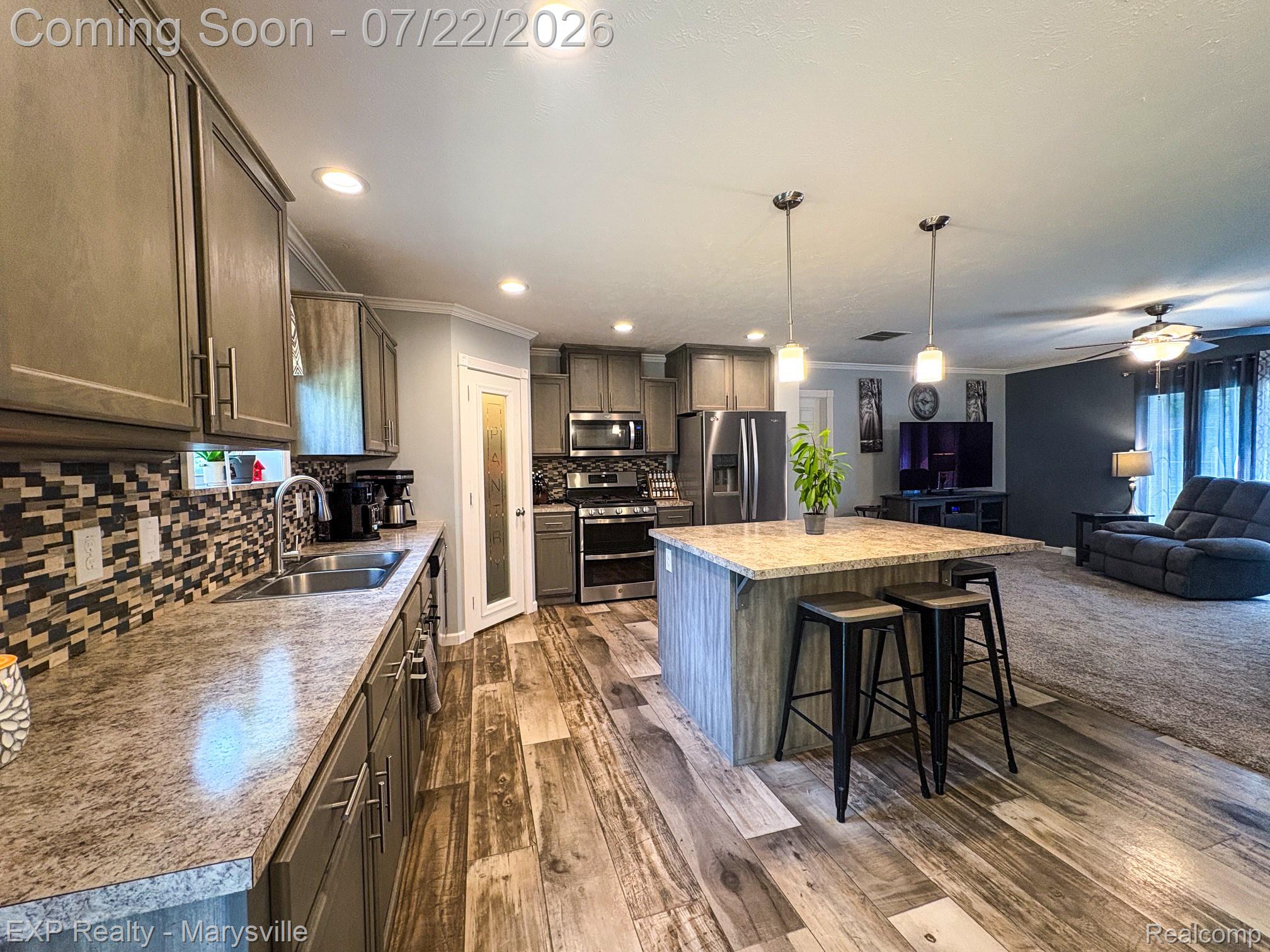 2601 Beach Road