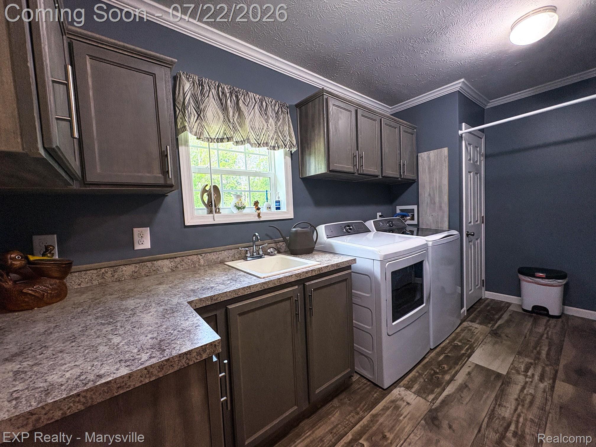 2601 Beach Road