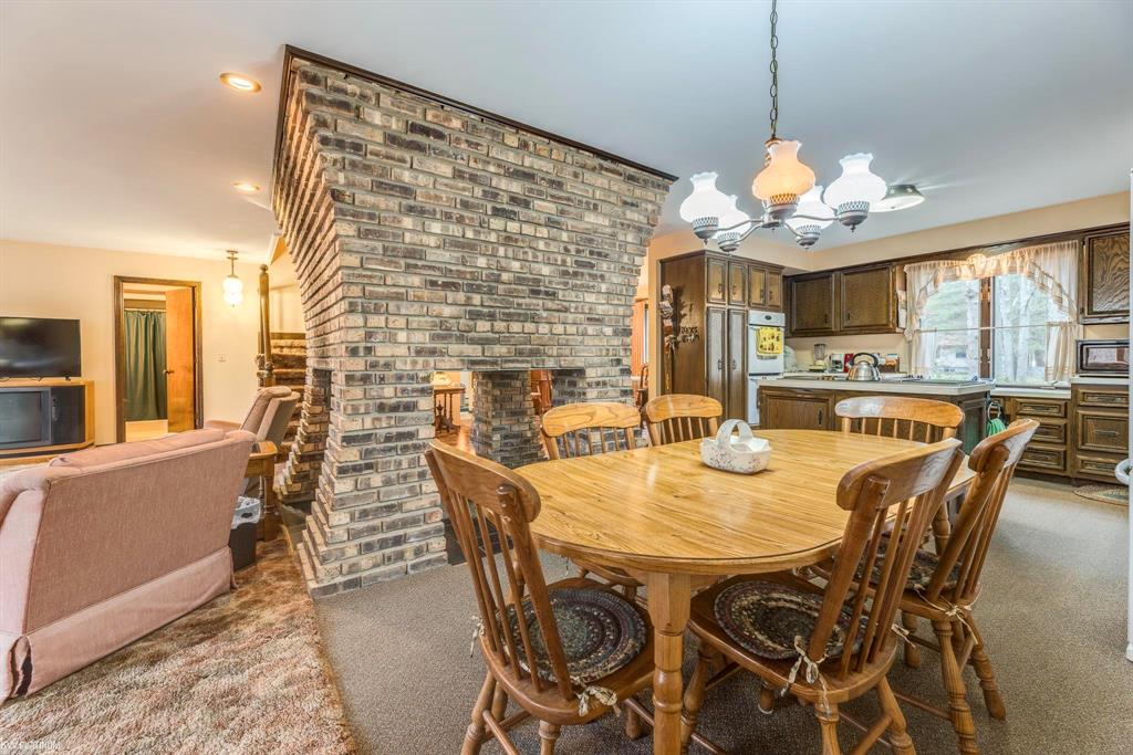 3220 Abbottsford