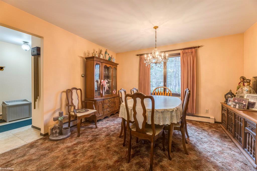 3220 Abbottsford