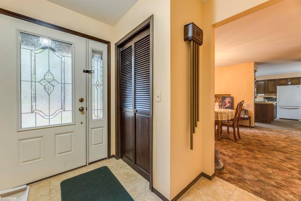3220 Abbottsford