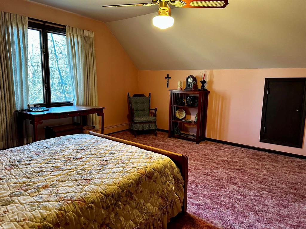 3220 Abbottsford