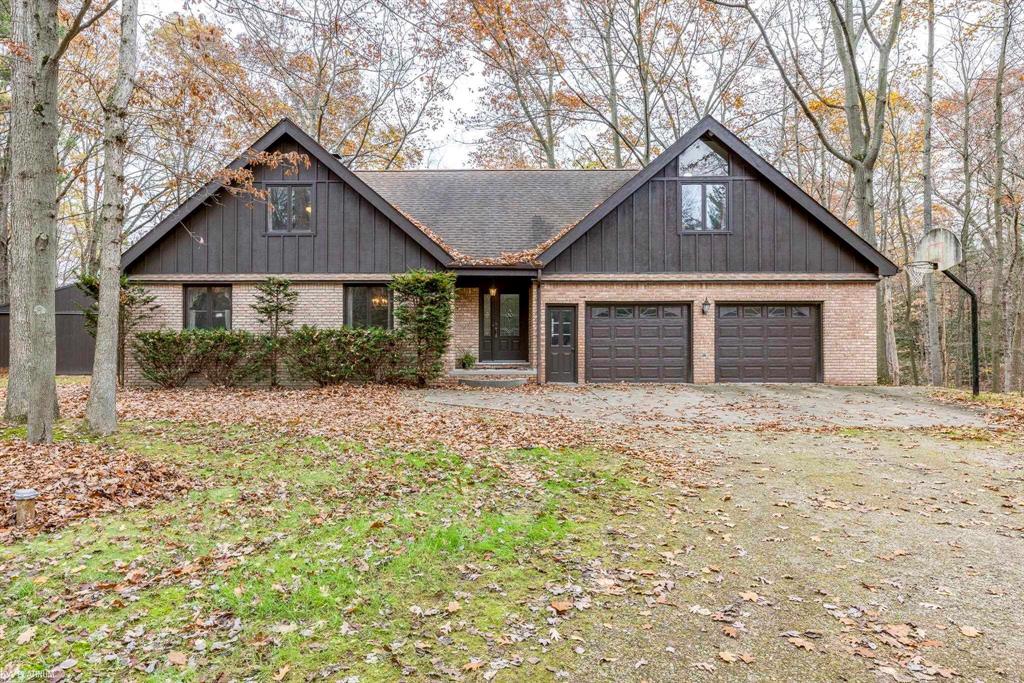 3220 Abbottsford