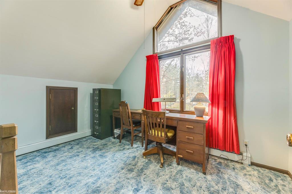 3220 Abbottsford
