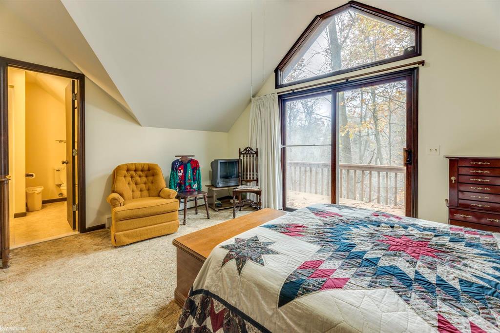 3220 Abbottsford