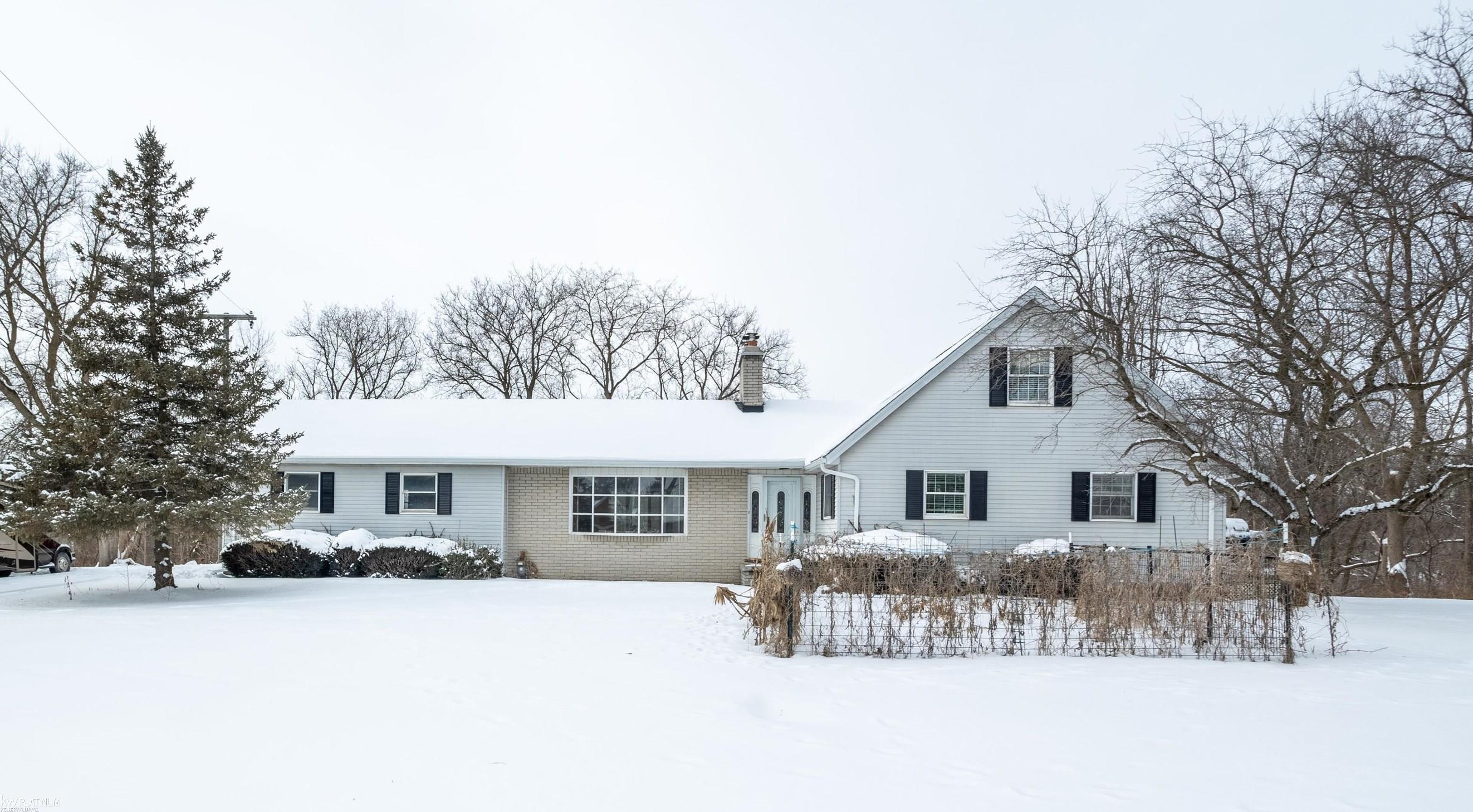 1526 S Bartlett Road