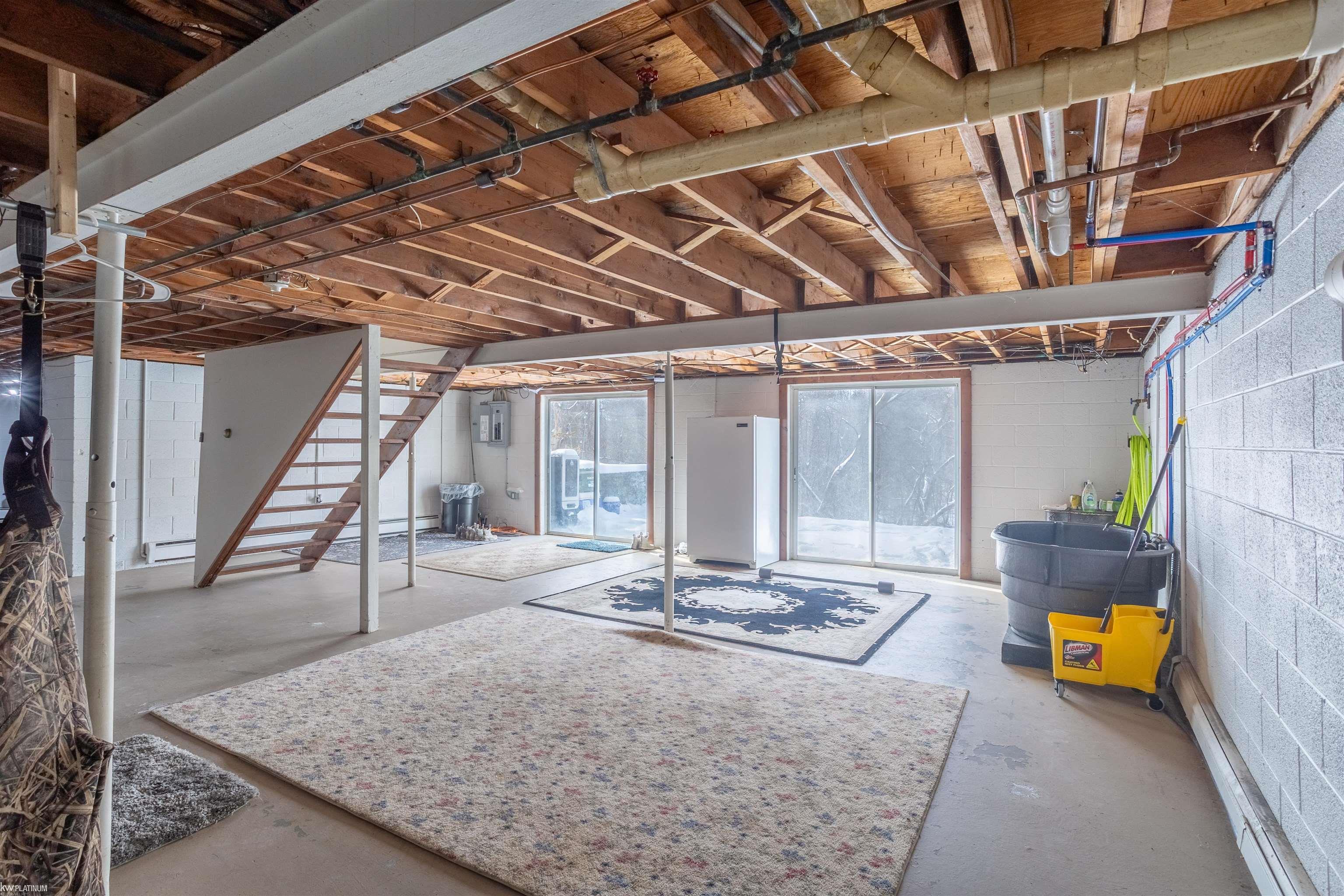 1526 S Bartlett Road
