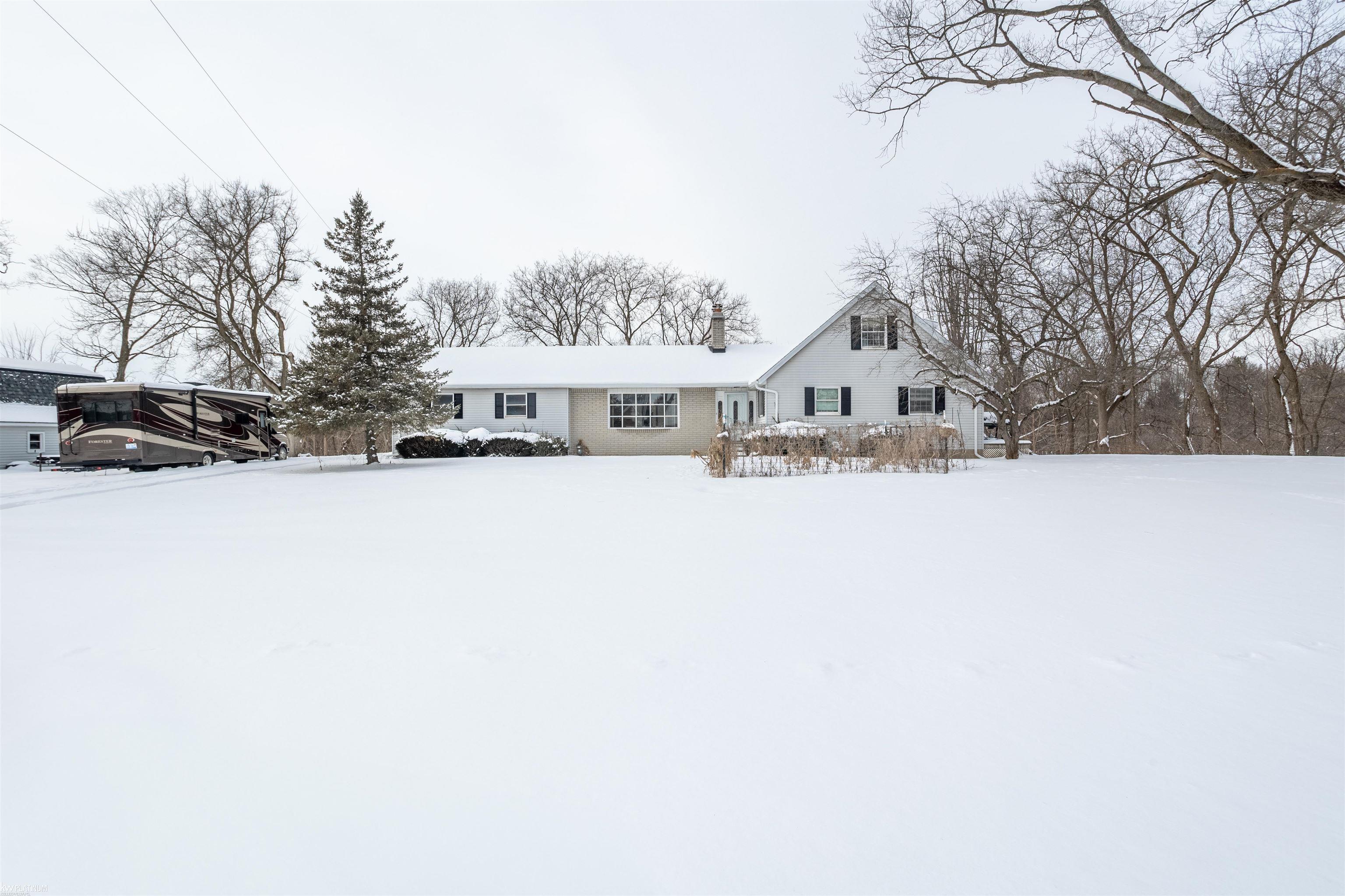 1526 S Bartlett Road