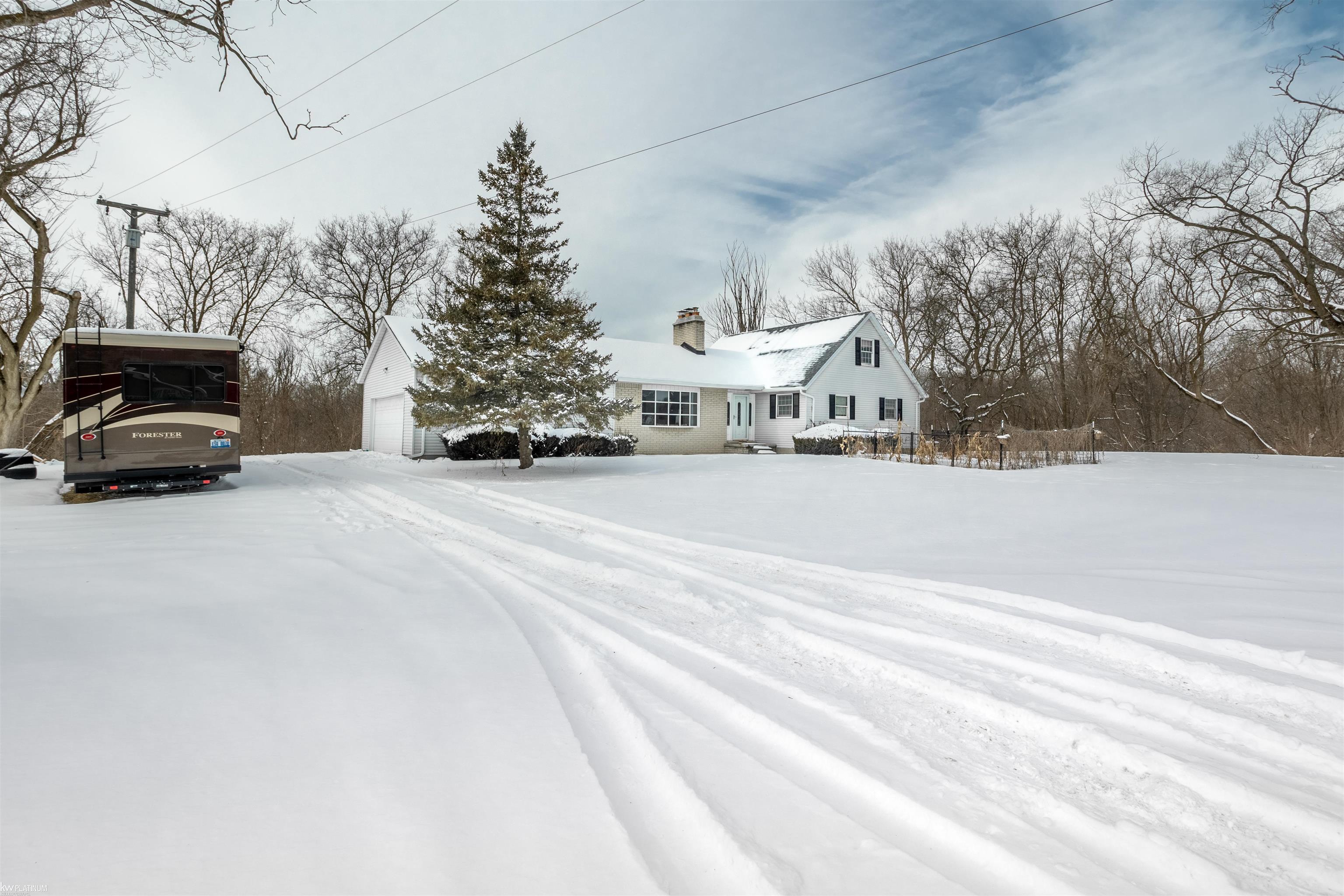 1526 S Bartlett Road