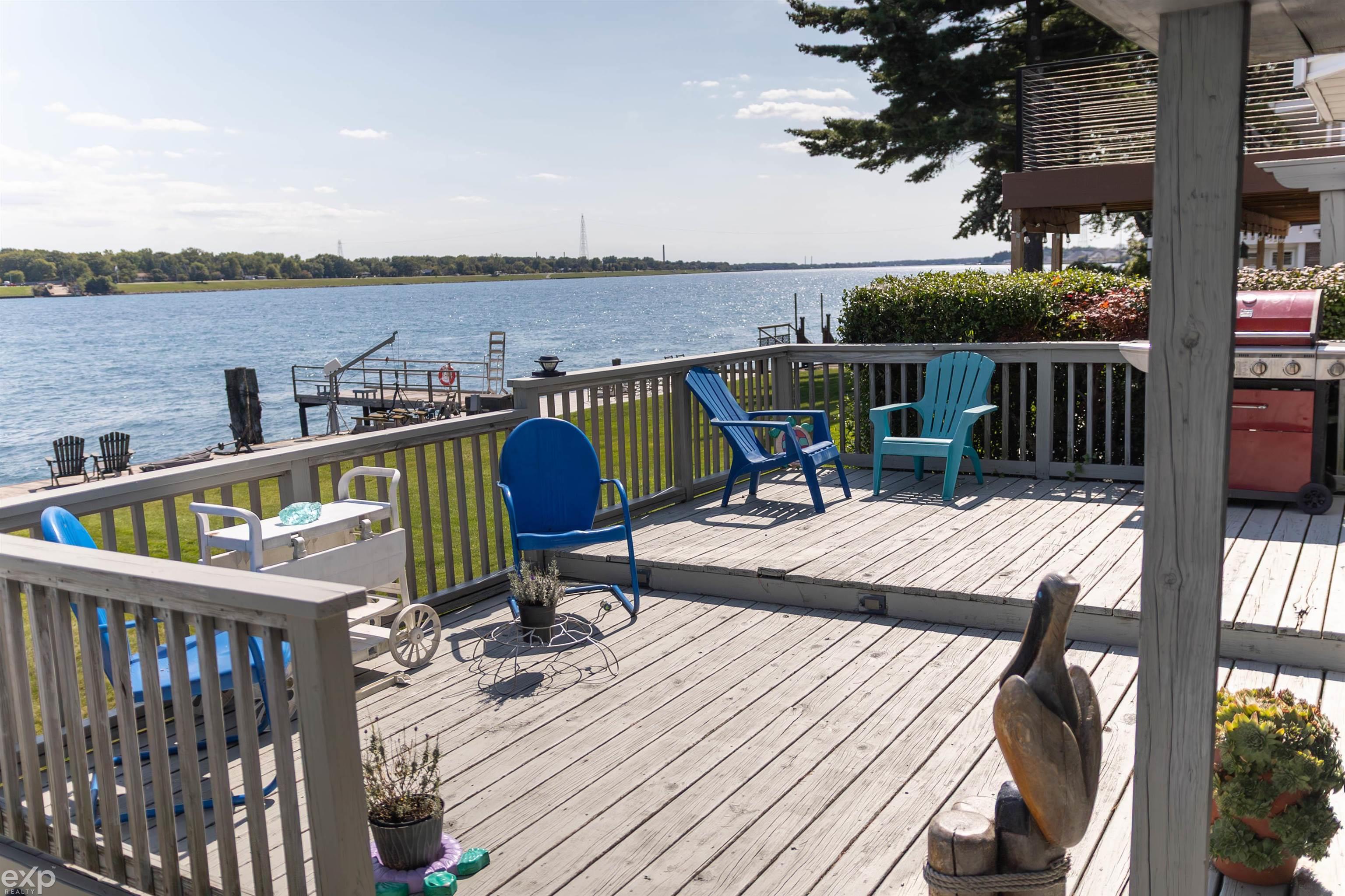 3830 Military Street