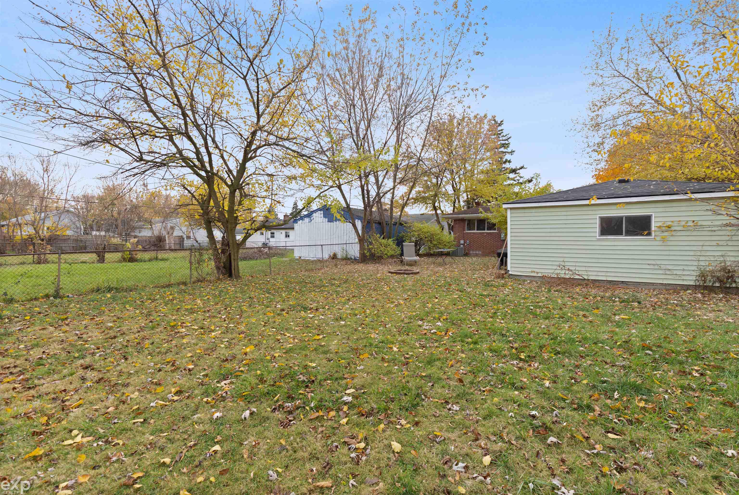 21746 Wellington Avenue