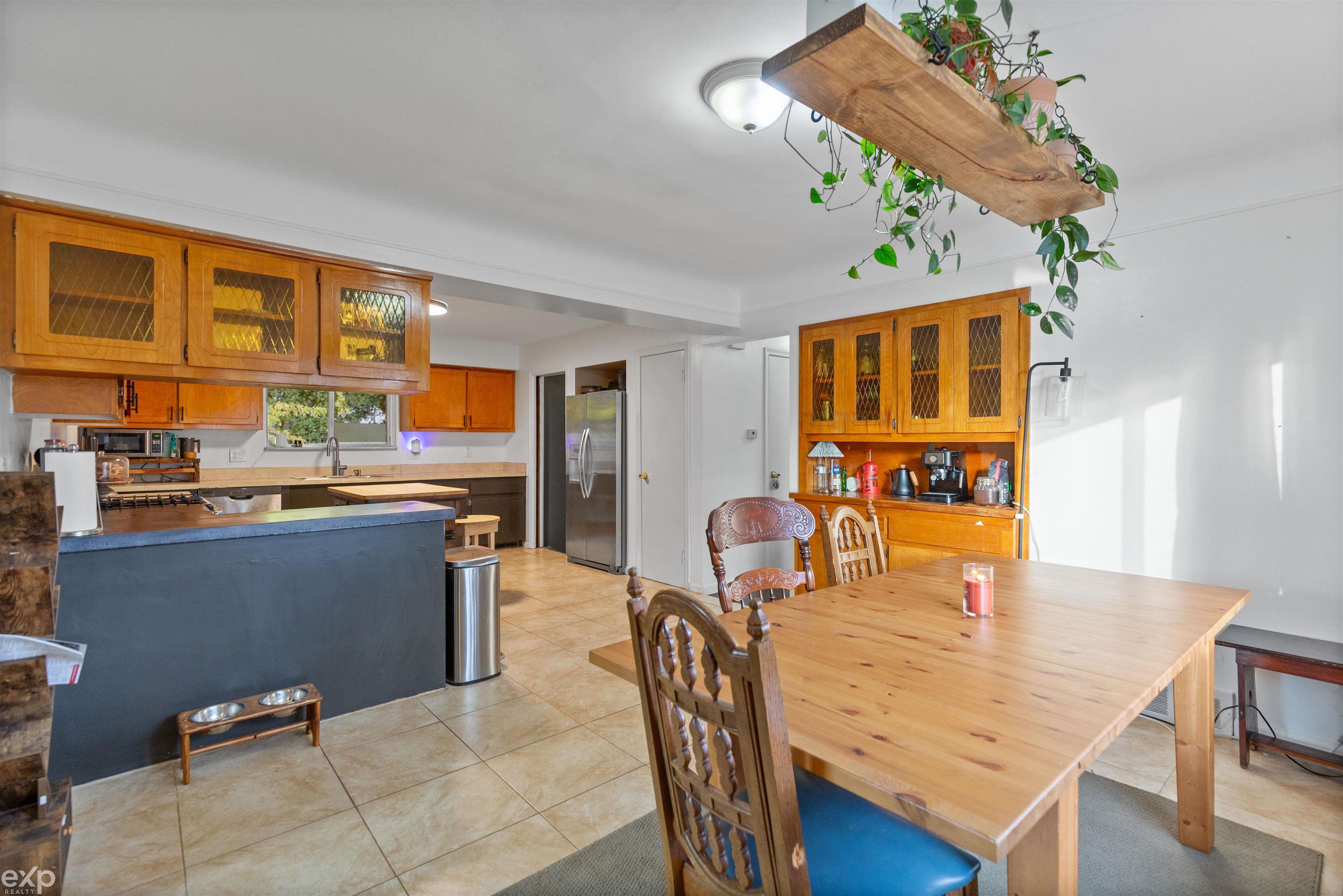 21746 Wellington Avenue