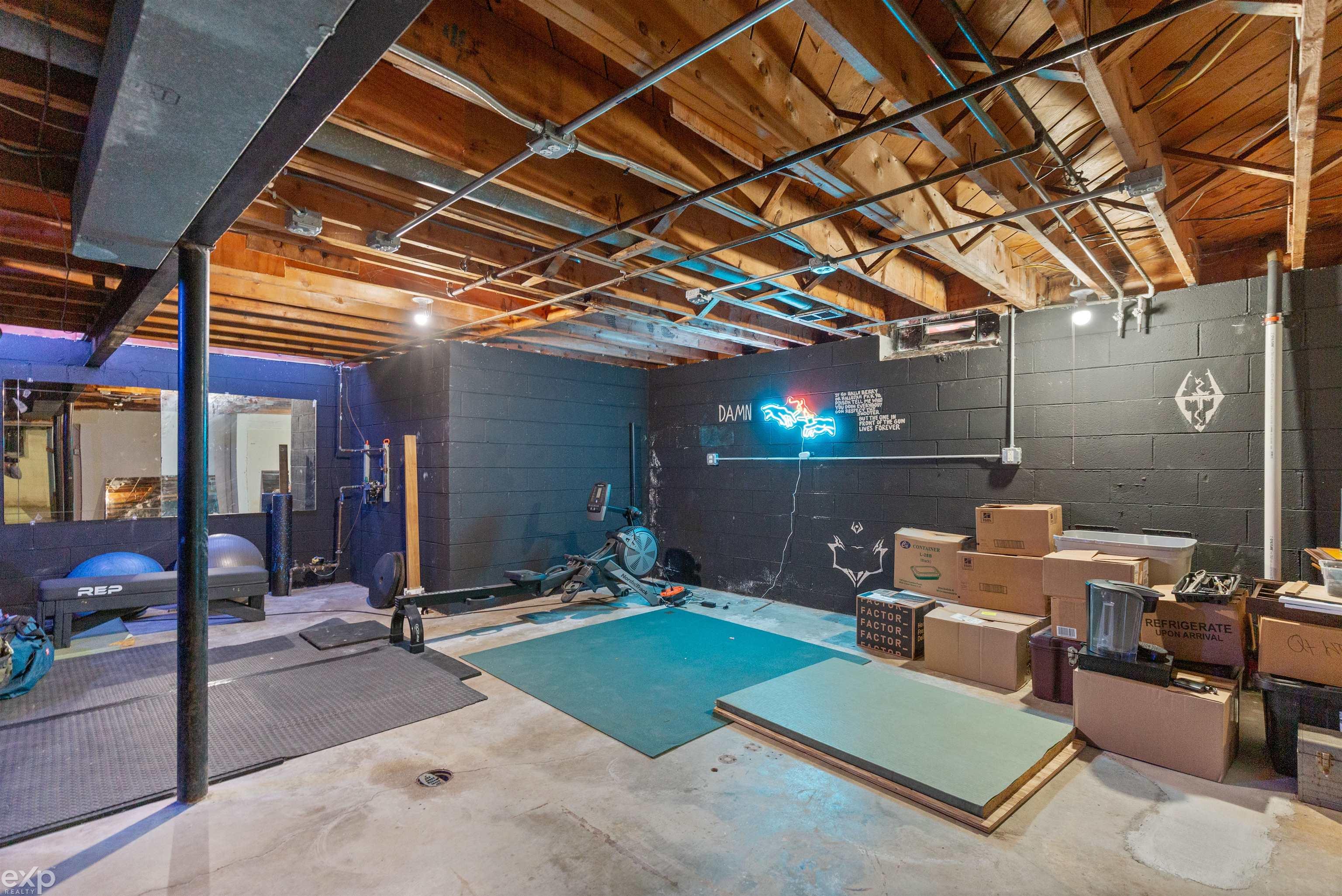 21746 Wellington Avenue