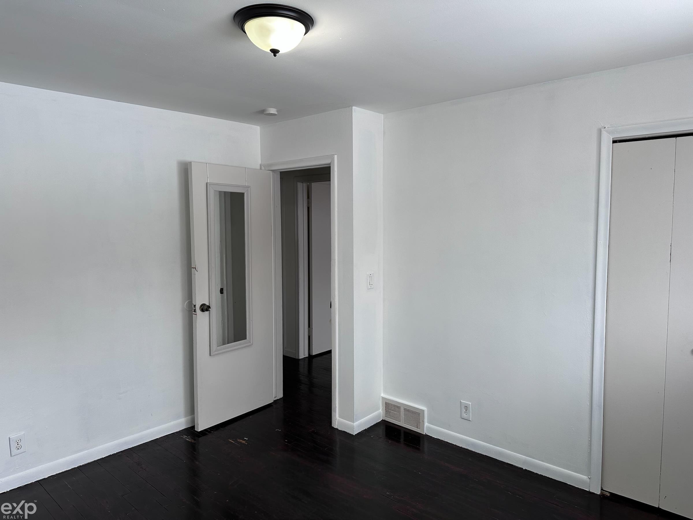 21746 Wellington Avenue