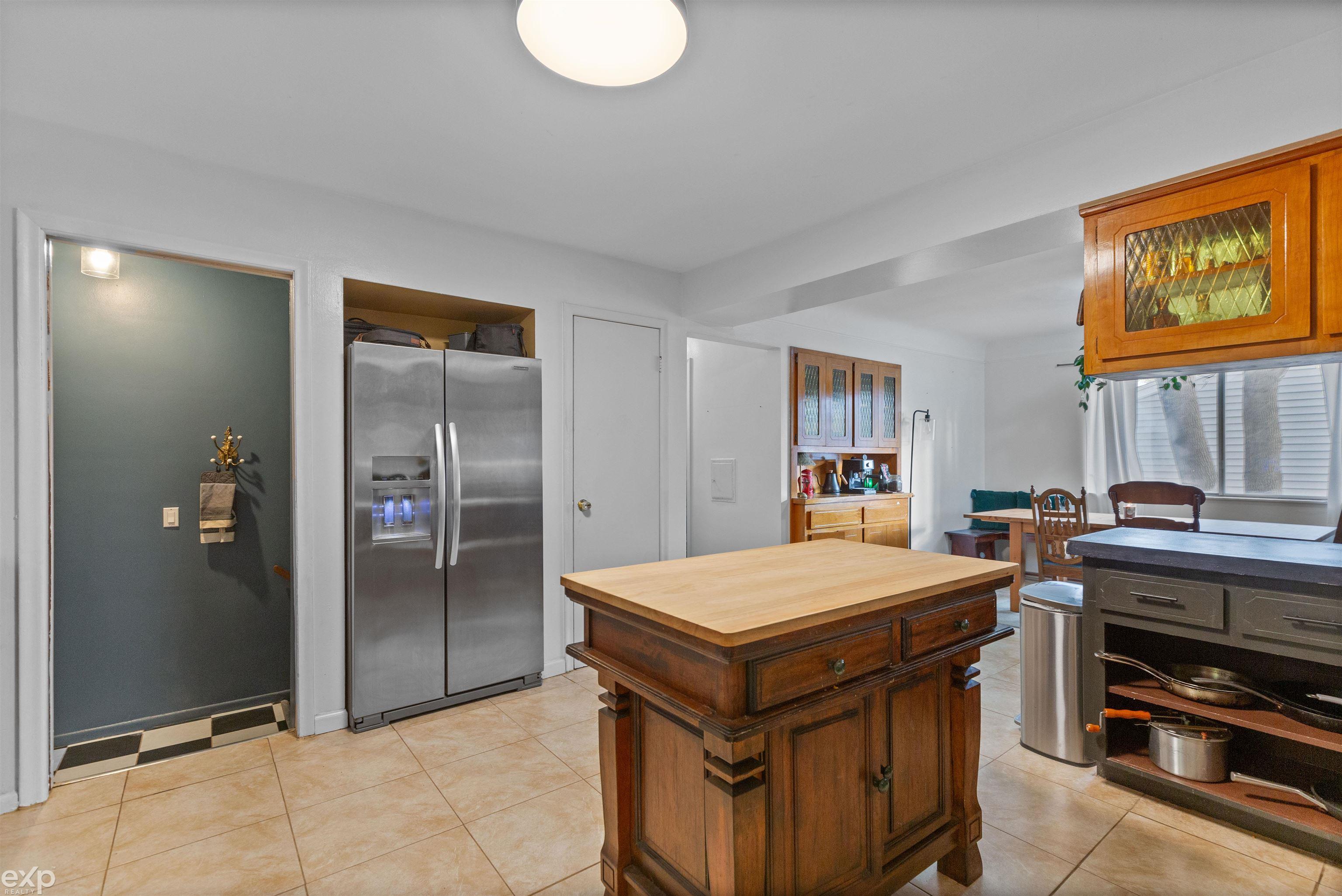 21746 Wellington Avenue