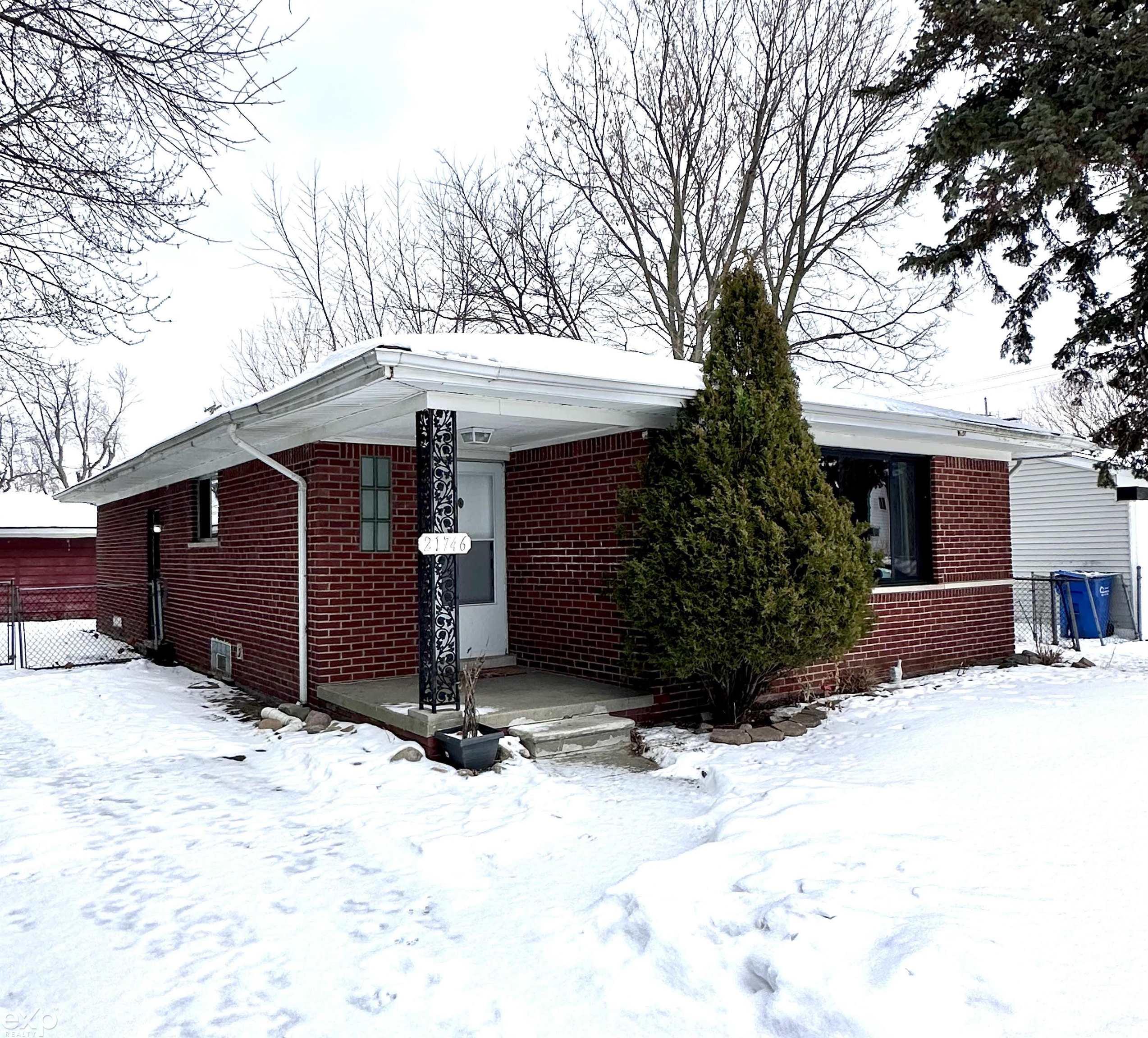 21746 Wellington Avenue