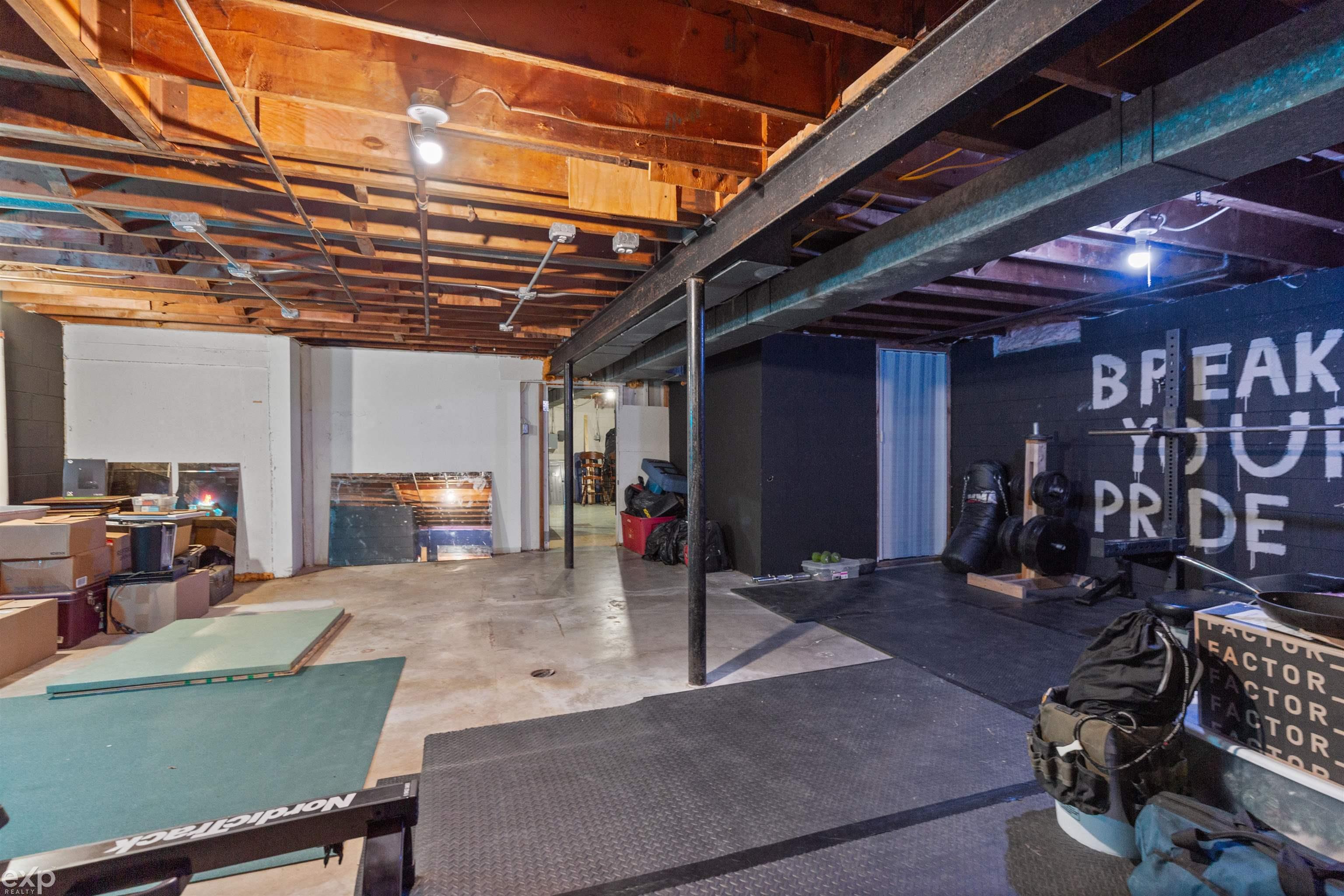 21746 Wellington Avenue