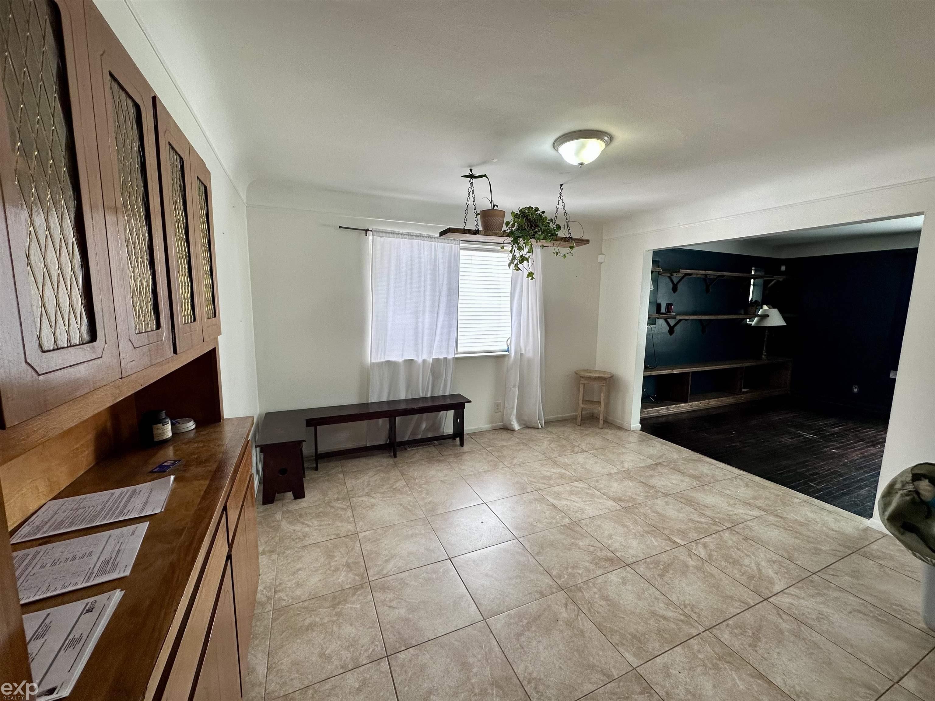 21746 Wellington Avenue