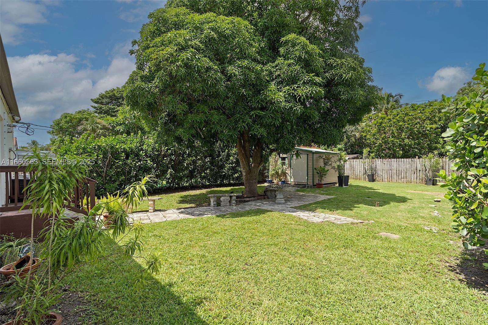 1743 SW 24th Terrace