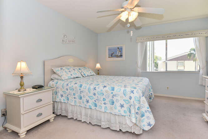 305 Knotty Pine