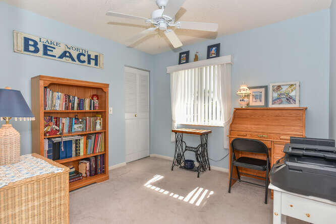 305 Knotty Pine