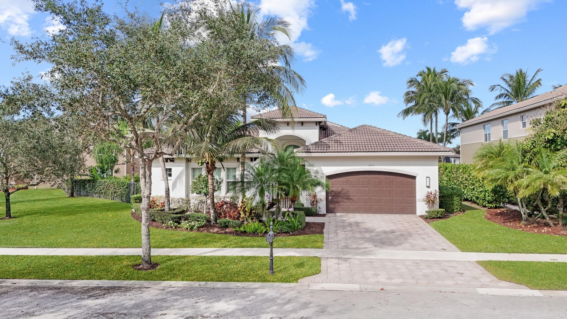 11912 Fox Hill Circle