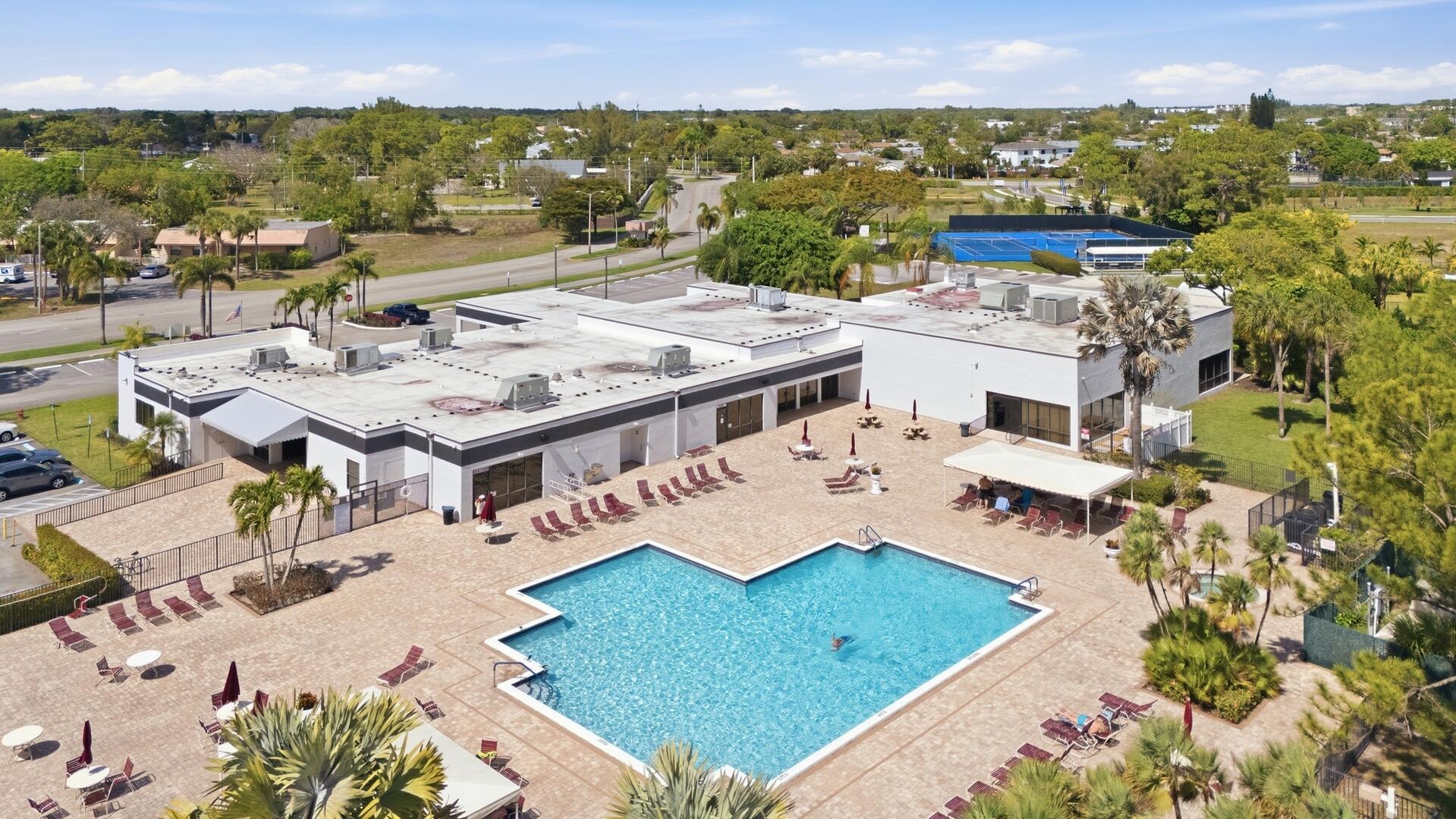 4725 E Lucerne Lakes Blvd Boulevard 110