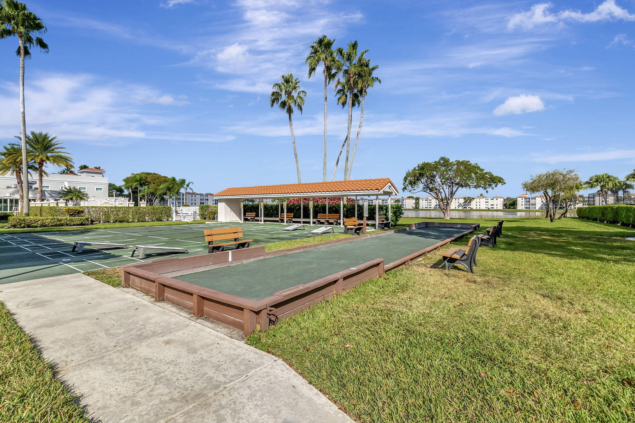 6234 Pointe Regal Circle