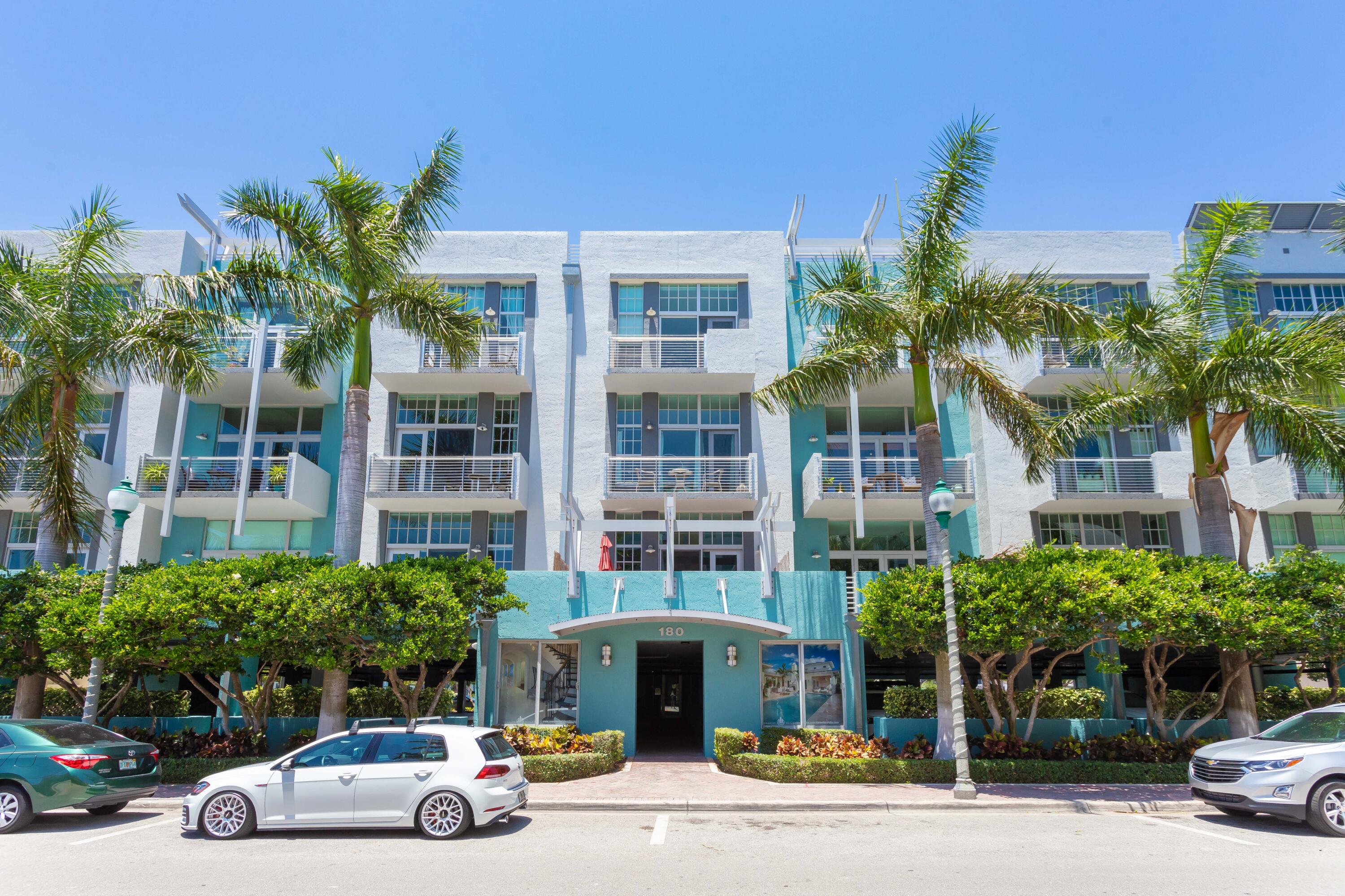180 NE 4th Avenue 204