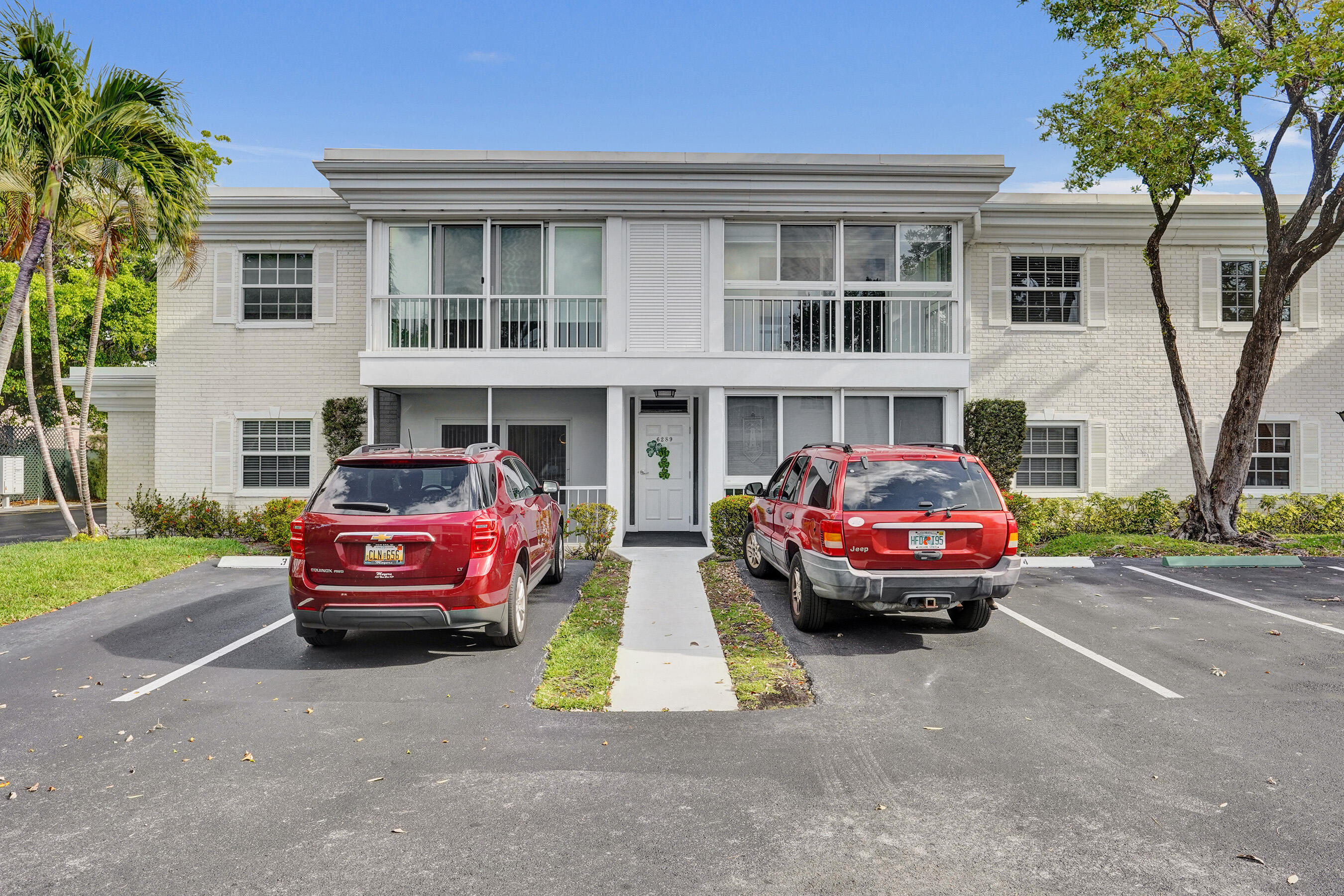 6289 Bay Club Drive