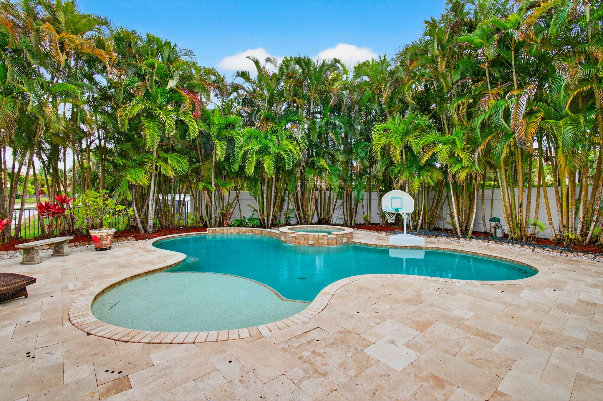 9732 Phipps Lane