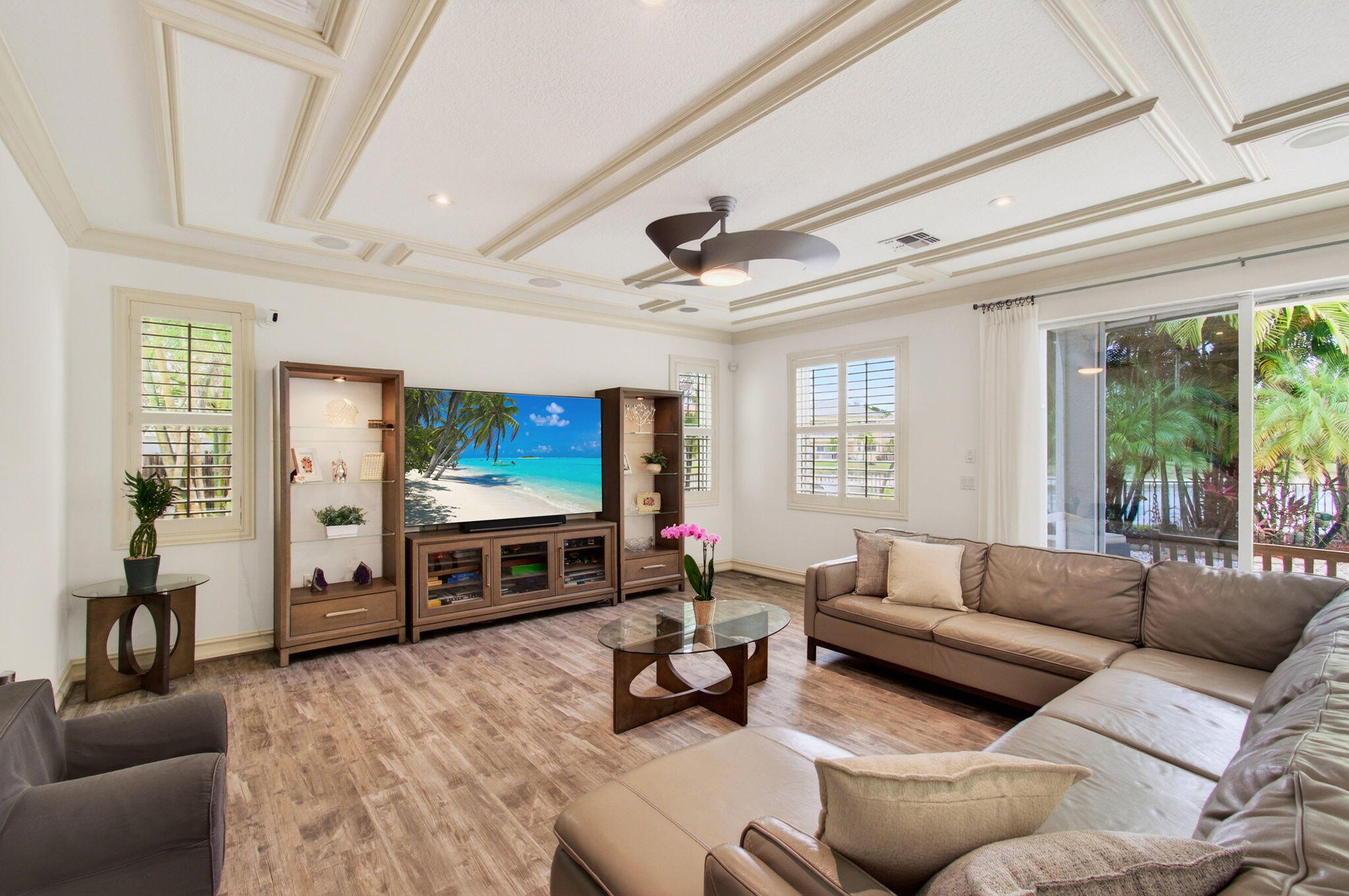 9732 Phipps Lane