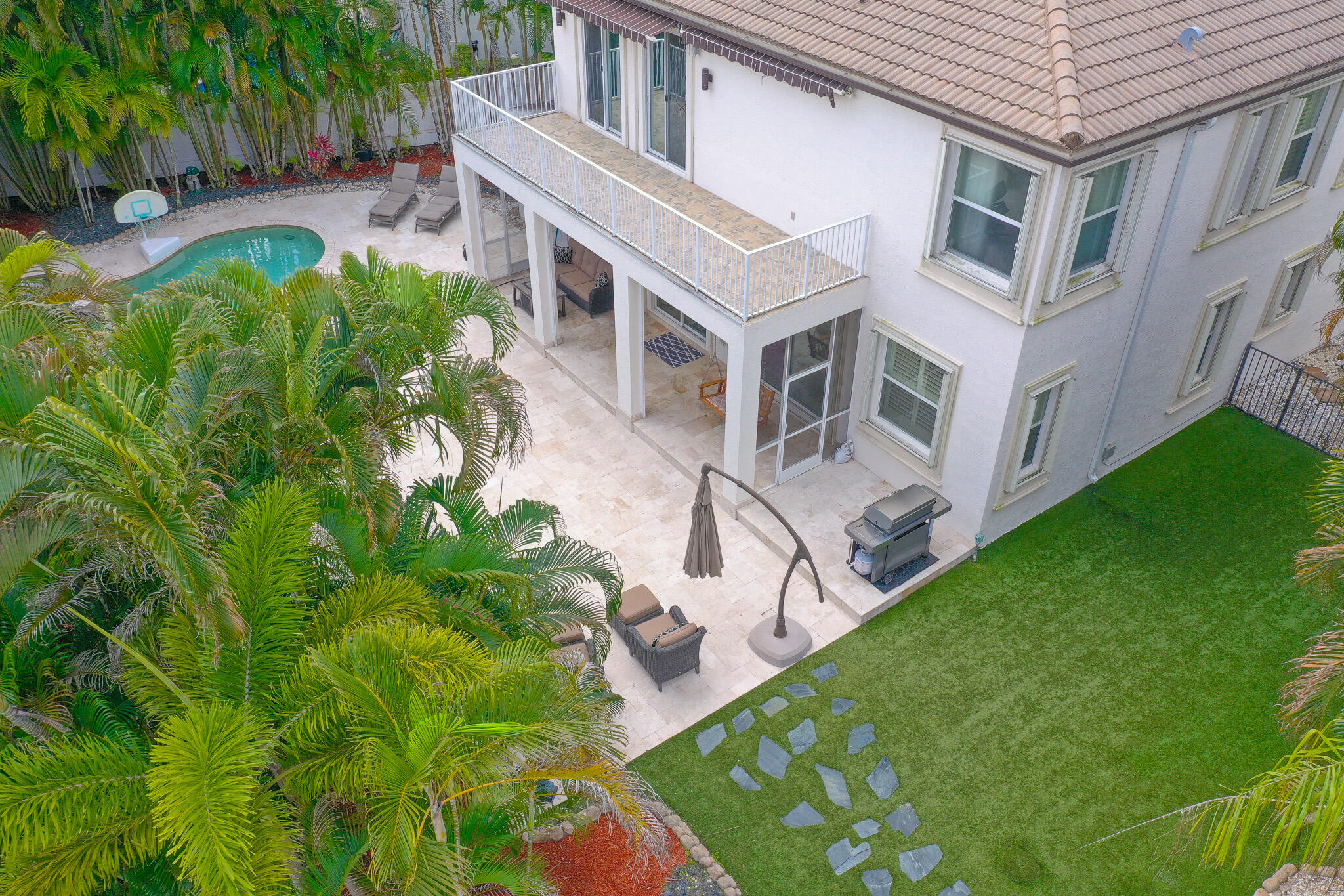 9732 Phipps Lane