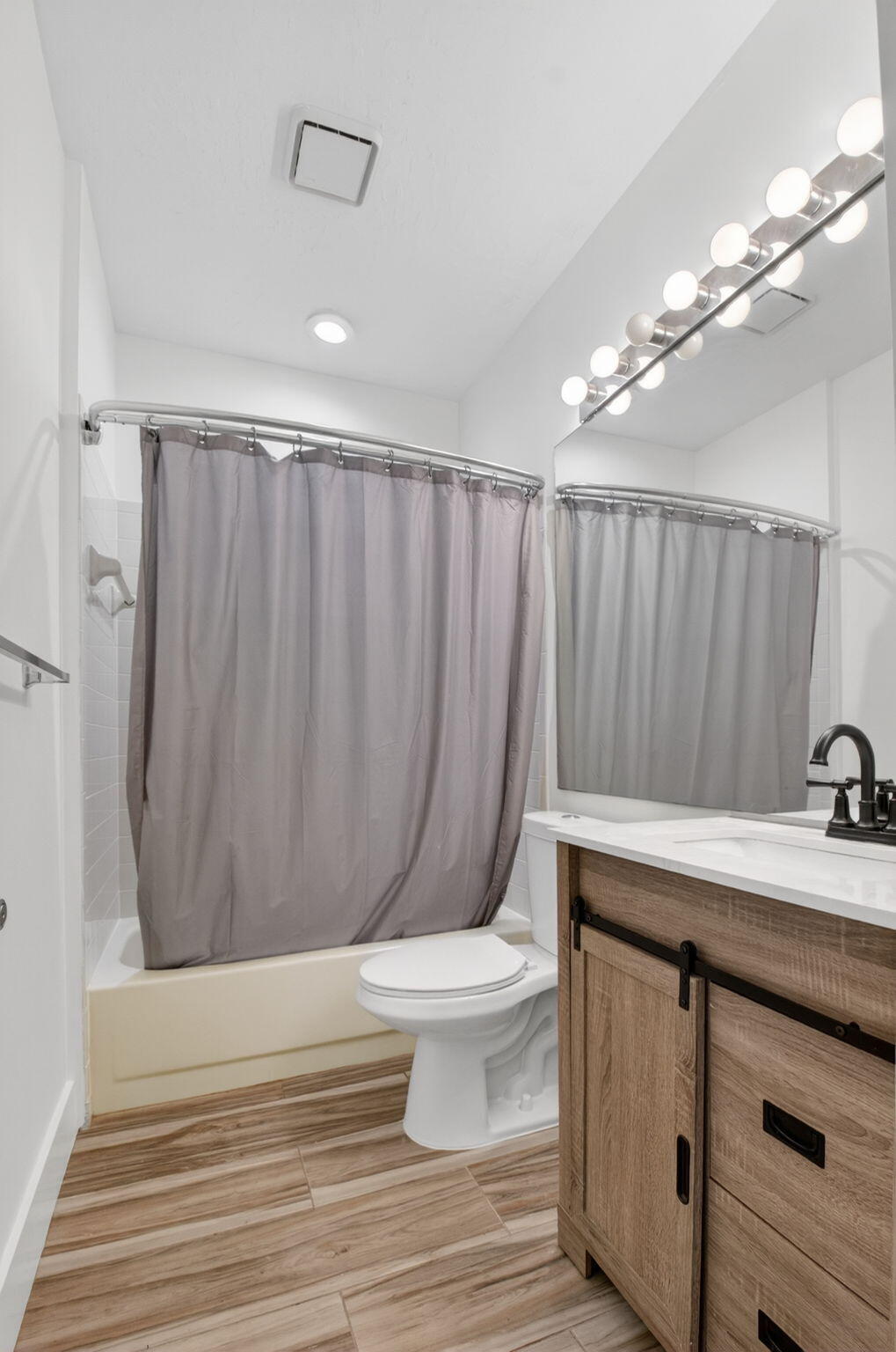 2225 NW 53rd Street