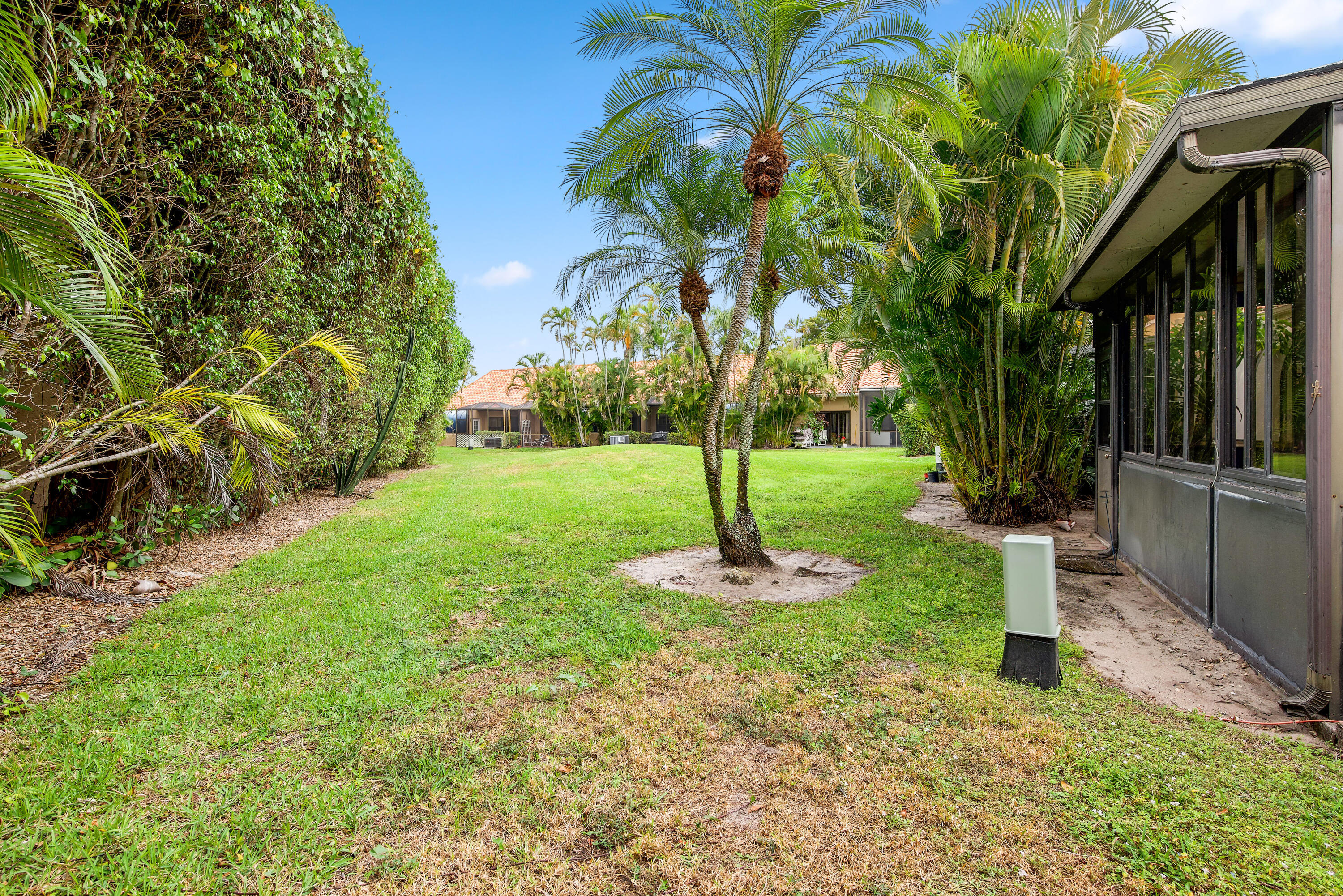 22675 Meridiana Drive