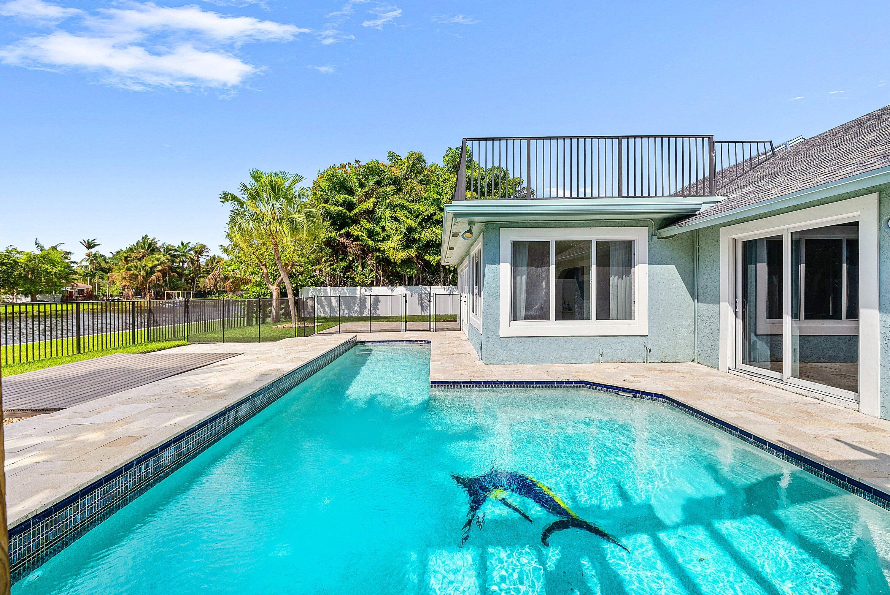 1508 Cormorant Road