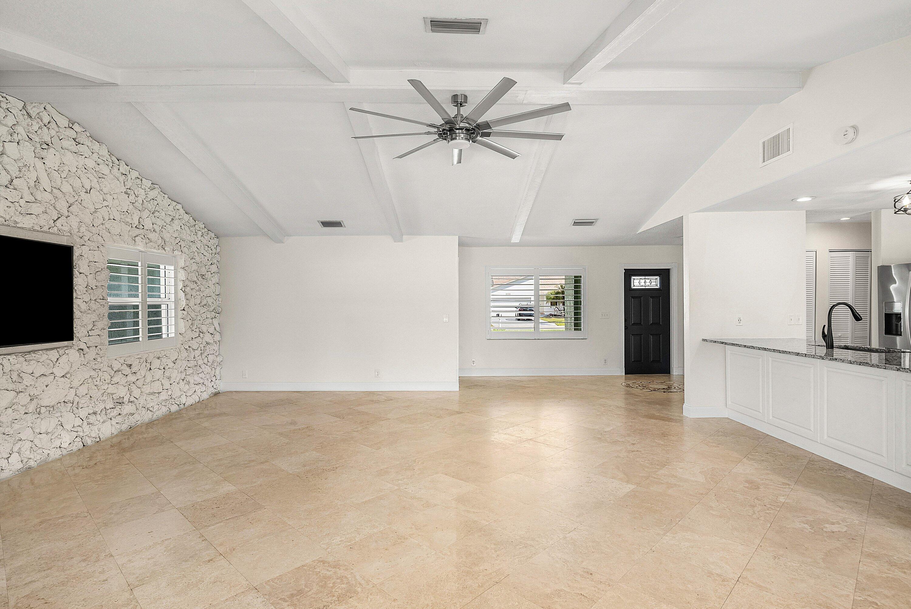 1508 Cormorant Road