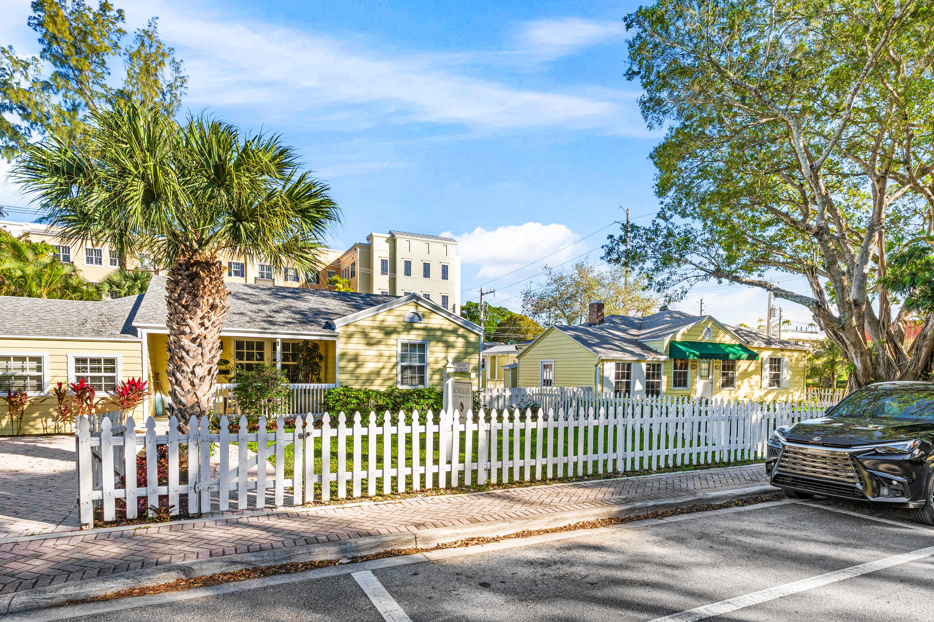 201 NE 1st Avenue