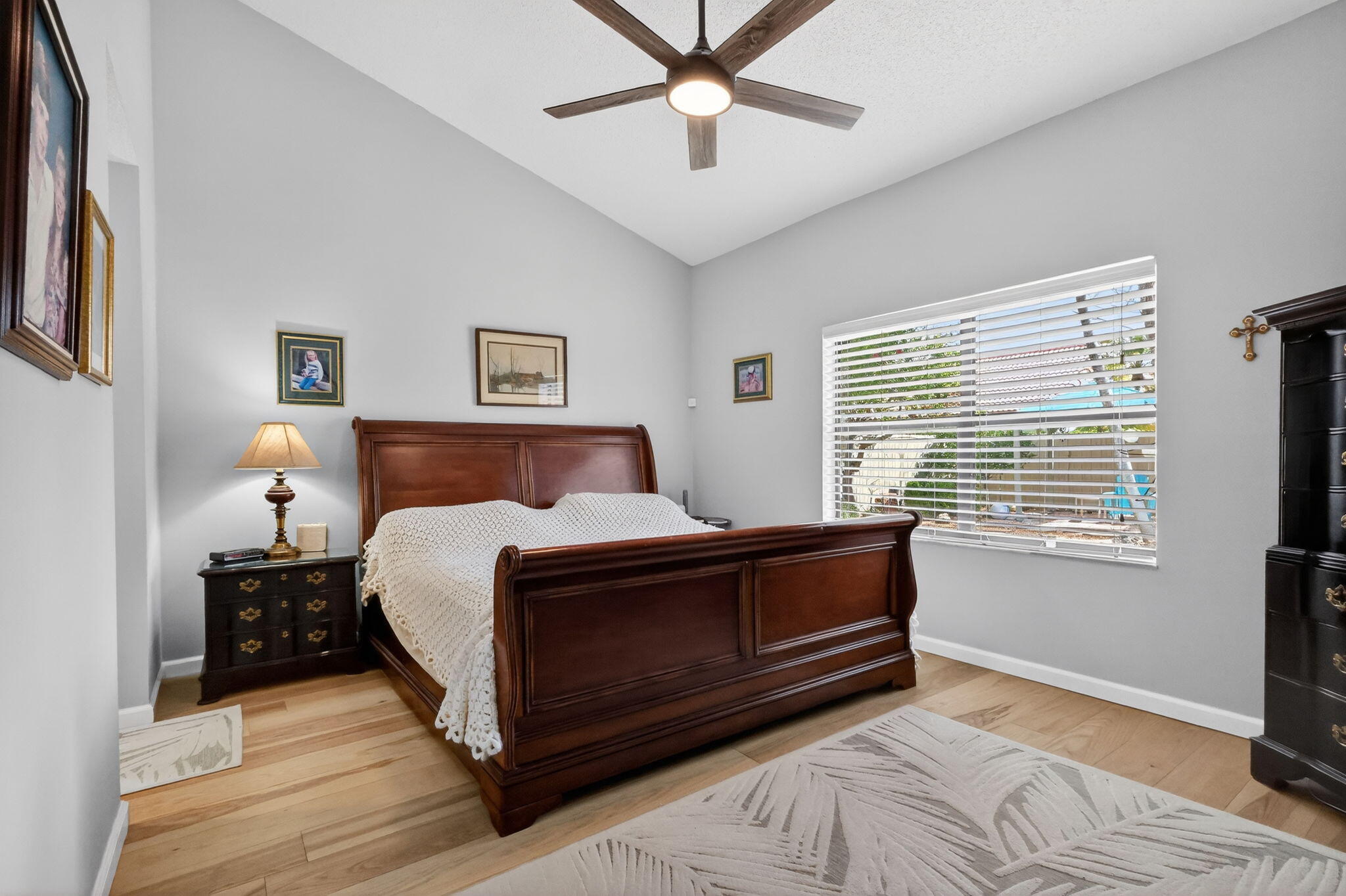 5875 Sun Pointe Circle