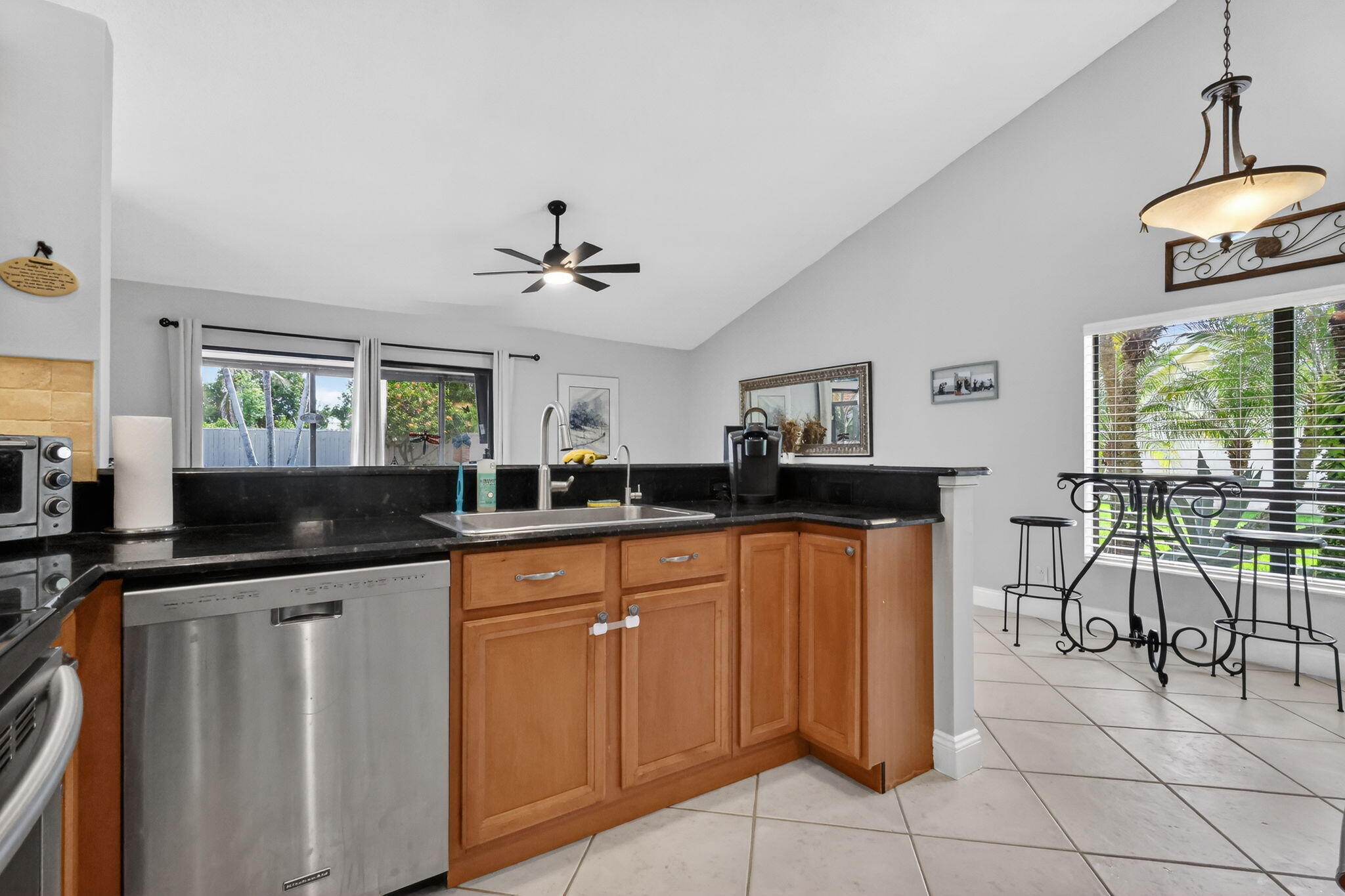 5875 Sun Pointe Circle