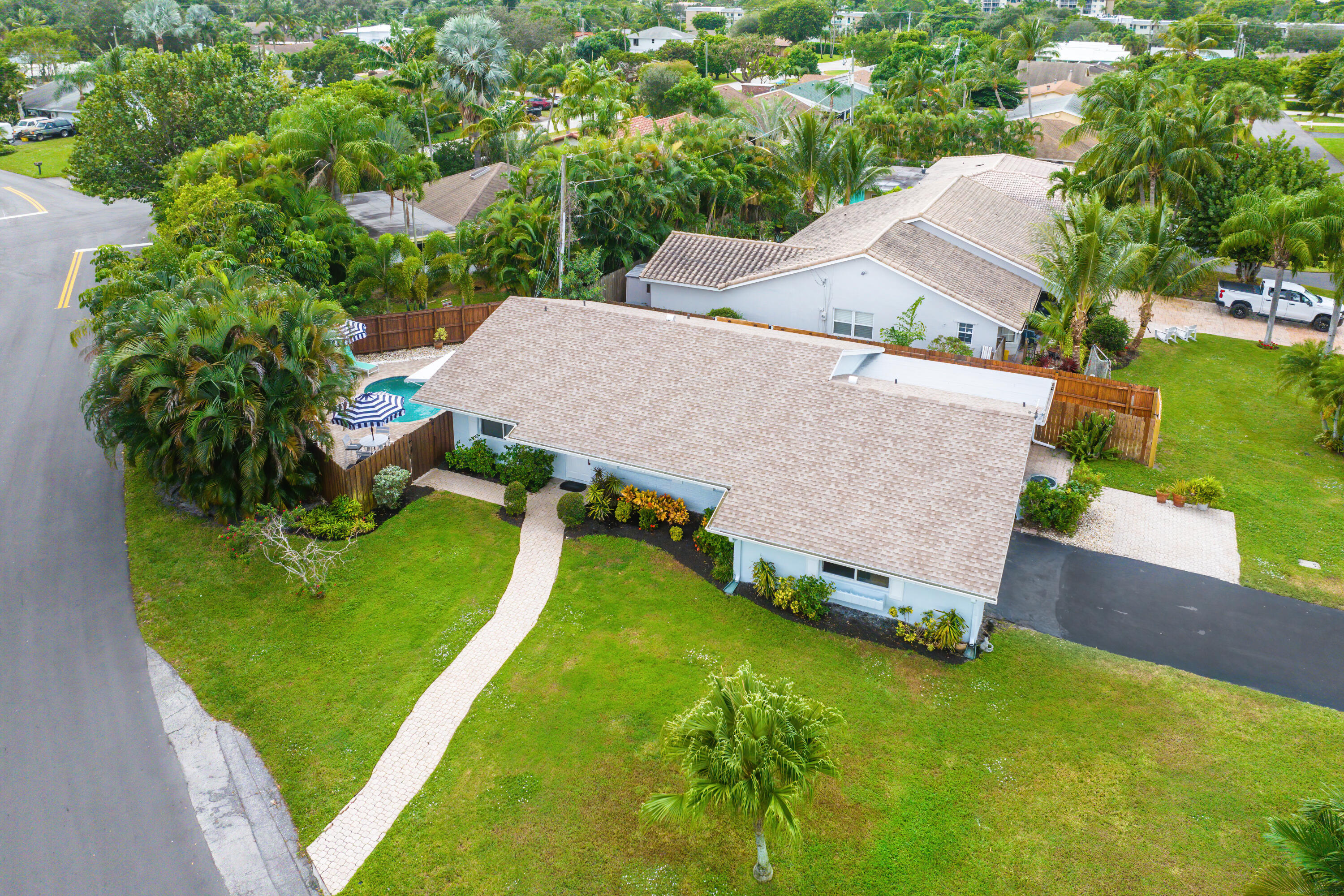 750 Heron Drive
