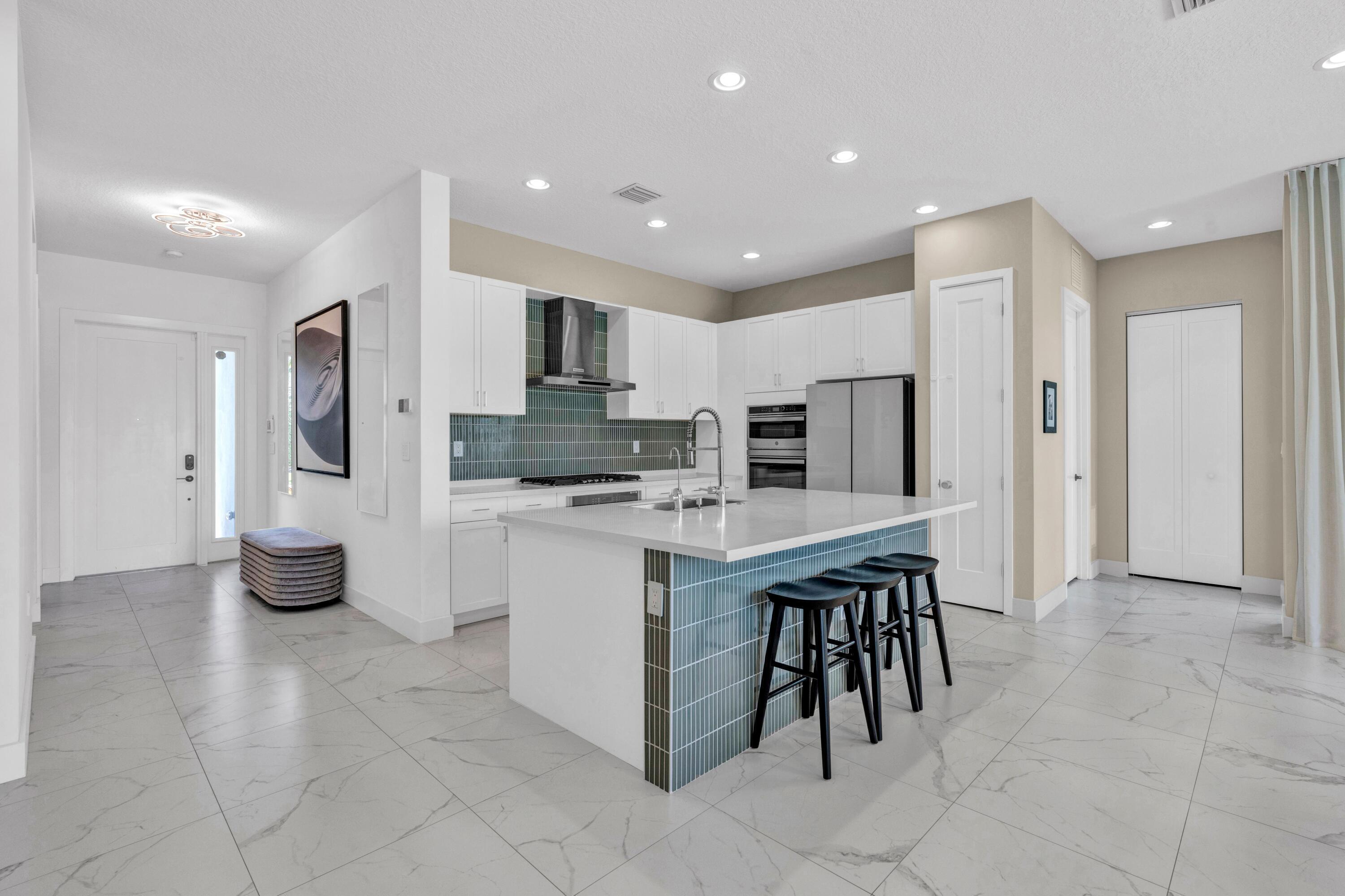 8239 Oceanus Drive