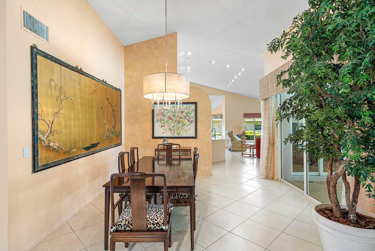 10215 Boca Woods Lane