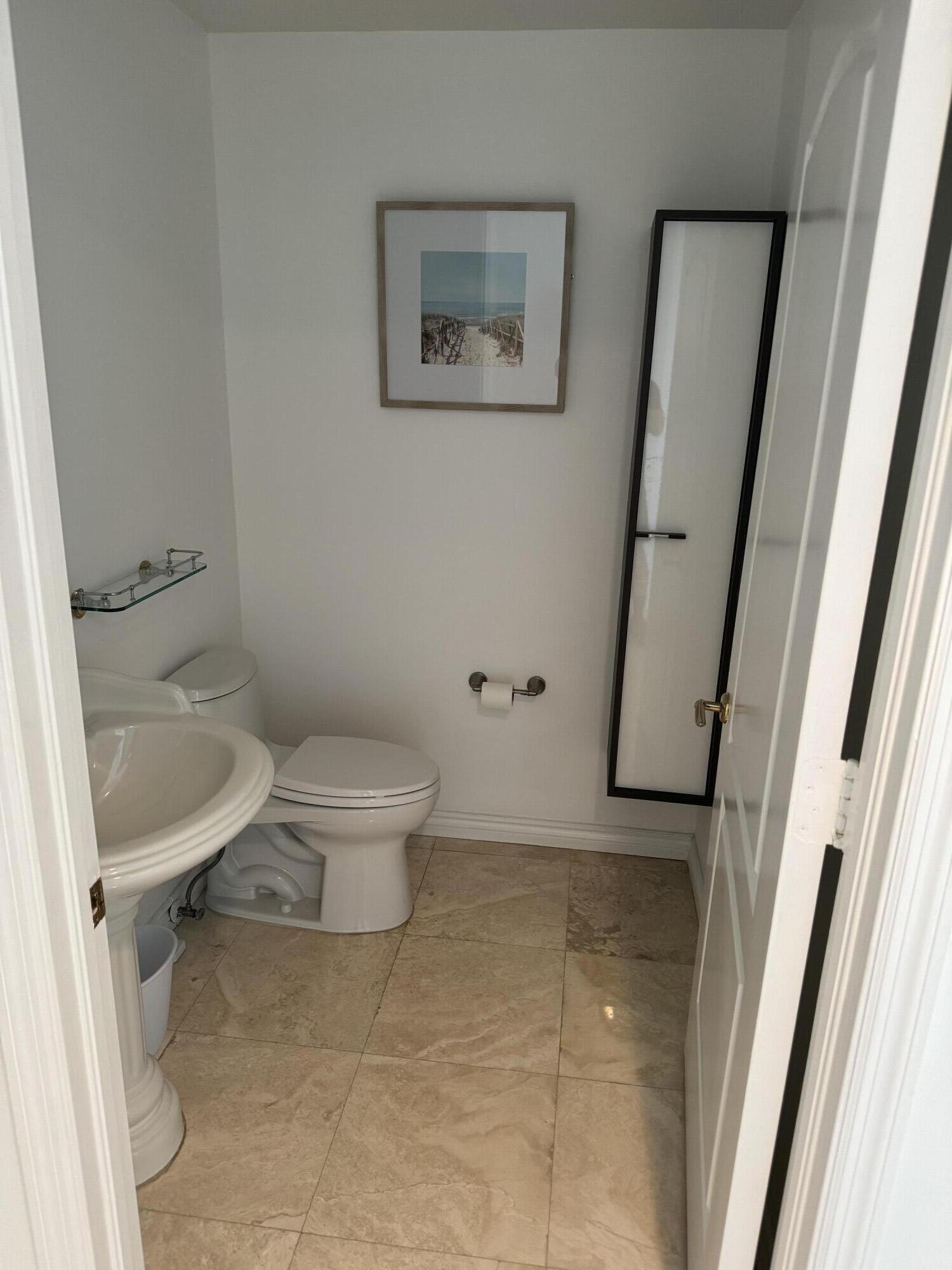 550 SE Mizner Boulevard B702