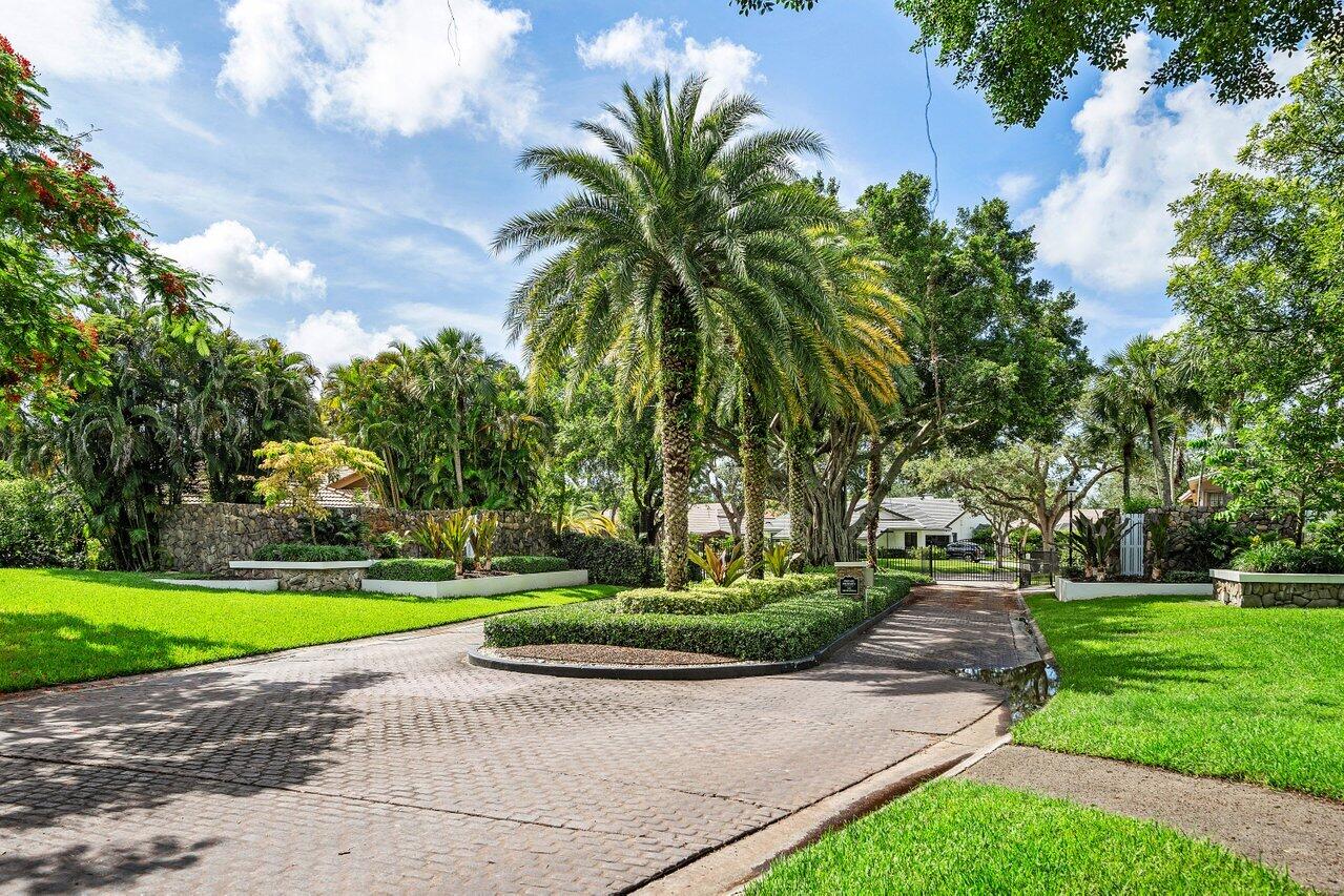 6541 Timber Lane