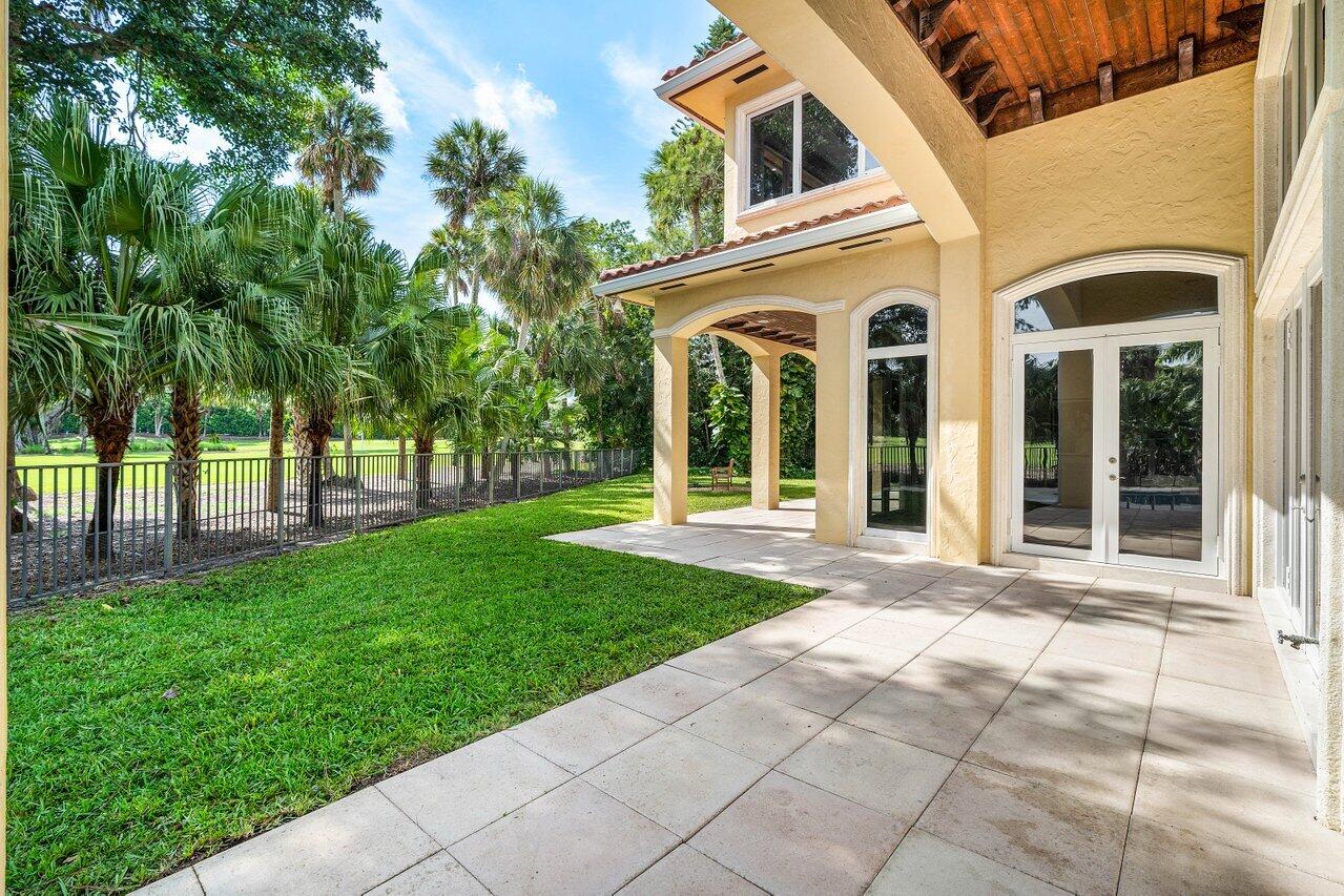 6541 Timber Lane