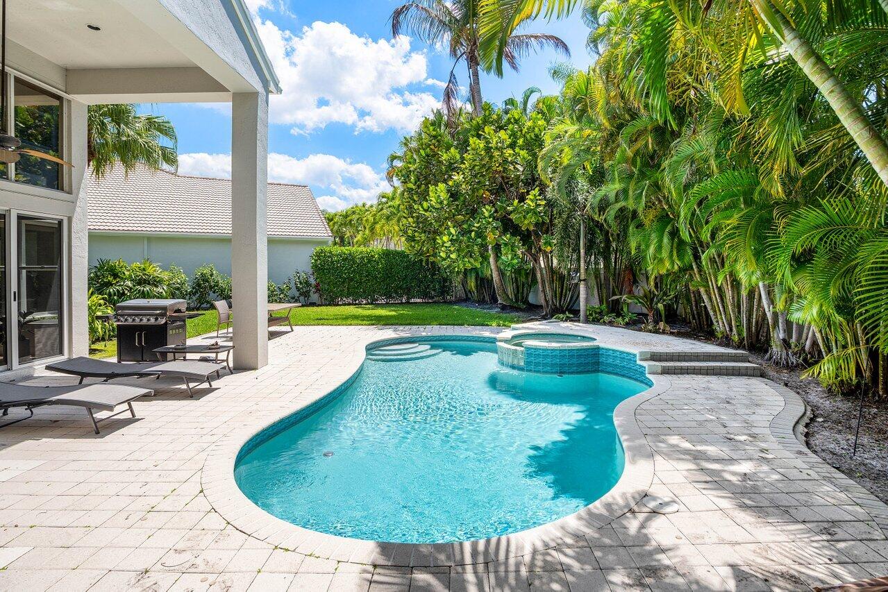 3335 NW 53rd Circle