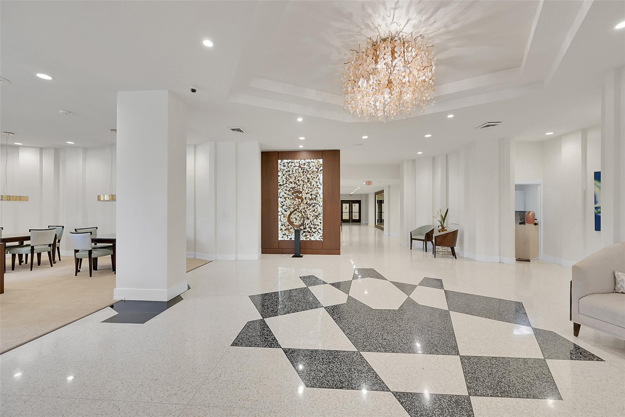 2000 S Ocean Boulevard 2P, Lauderdale-By-The-Sea Unit: 2P