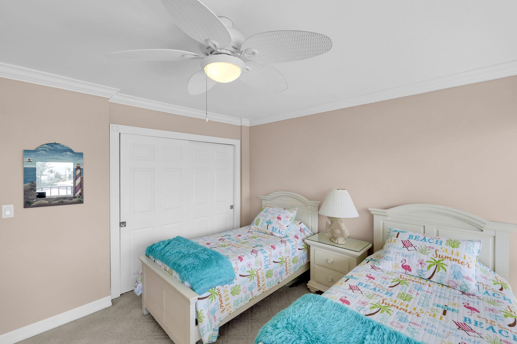 521 N Riverside Drive 601